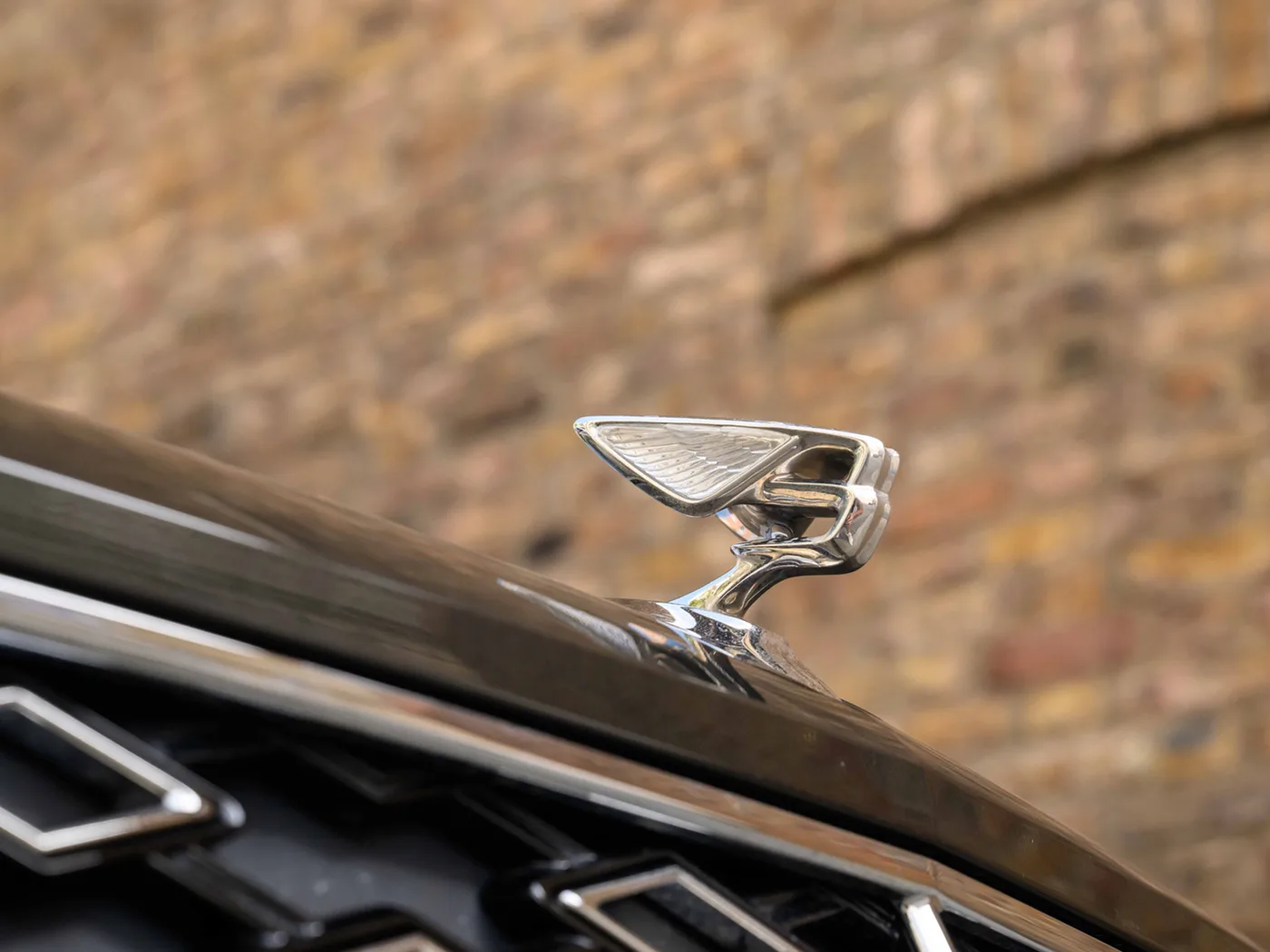 2026 Bentley Flying Spur Mulliner proposée par un groupe de concessions agréées à London, Royaume-Uni, photo 22 sur 25