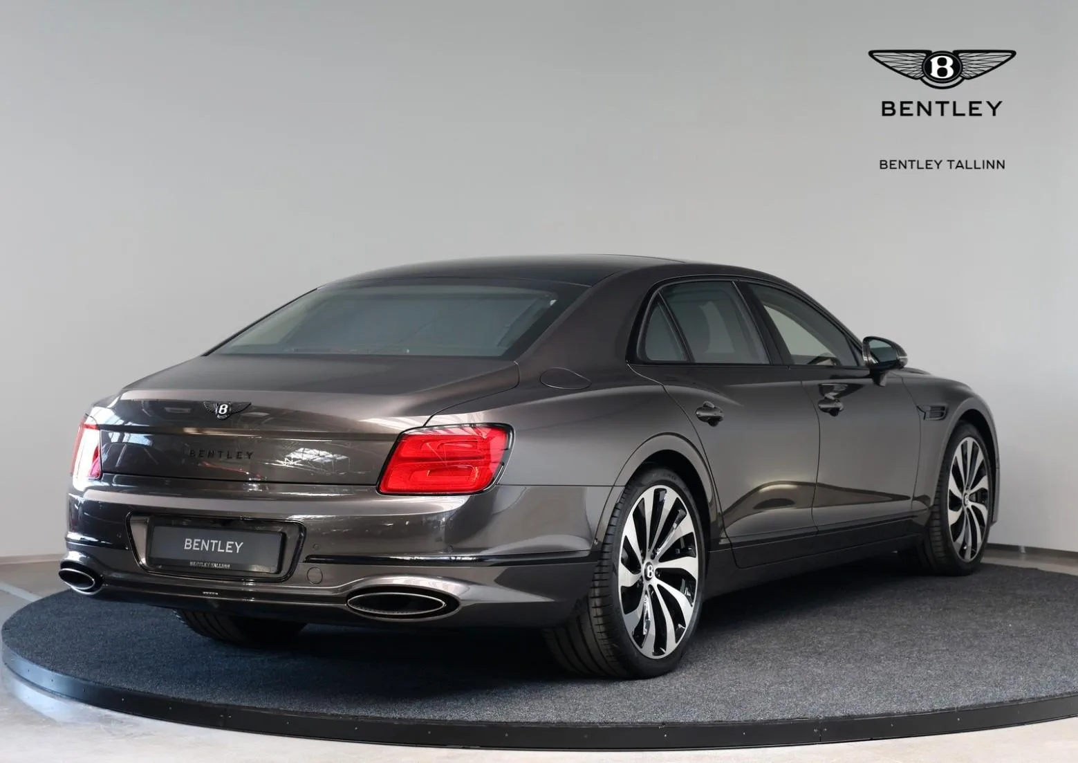 2026 Bentley Flying Spur, 2/20