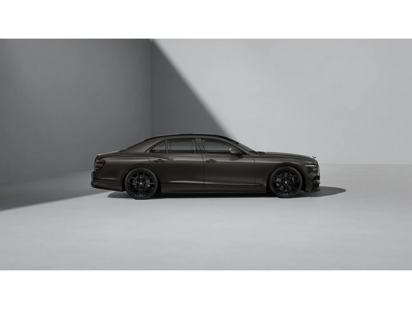 2026 Bentley Flying Spur S V8 Hybrid, 2/10