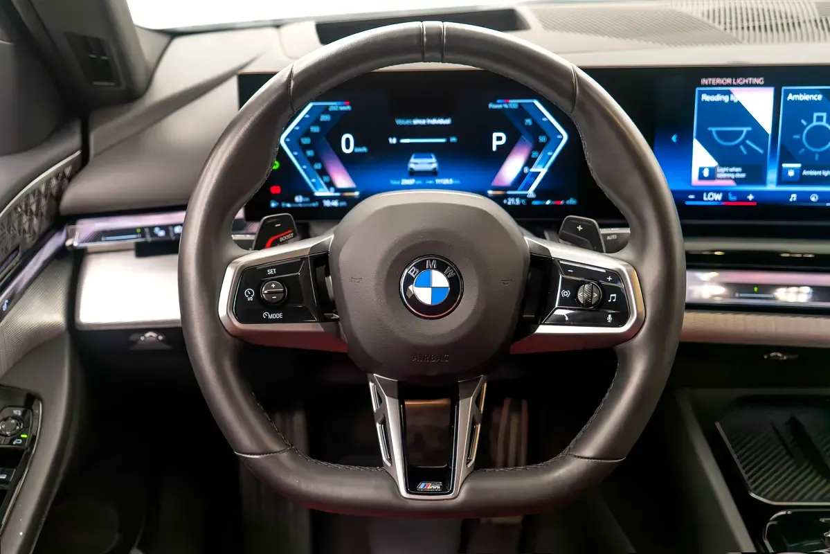 2026 BMW 530i M Sport Pro, 9/15