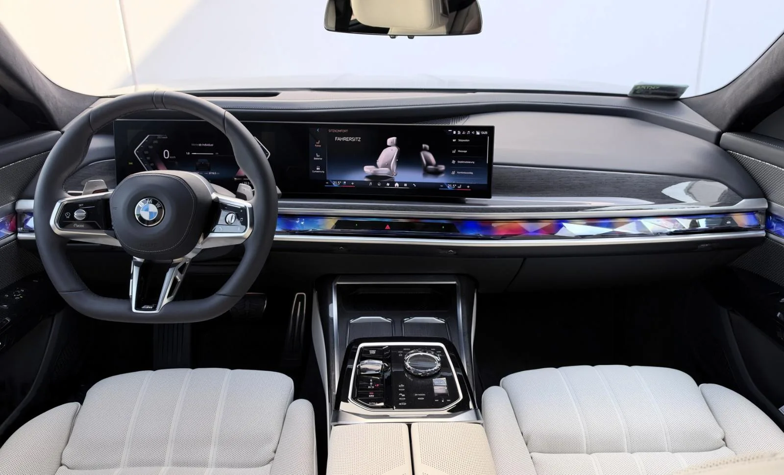 2026 BMW 740d xDrive M Sport Pro, 3/30