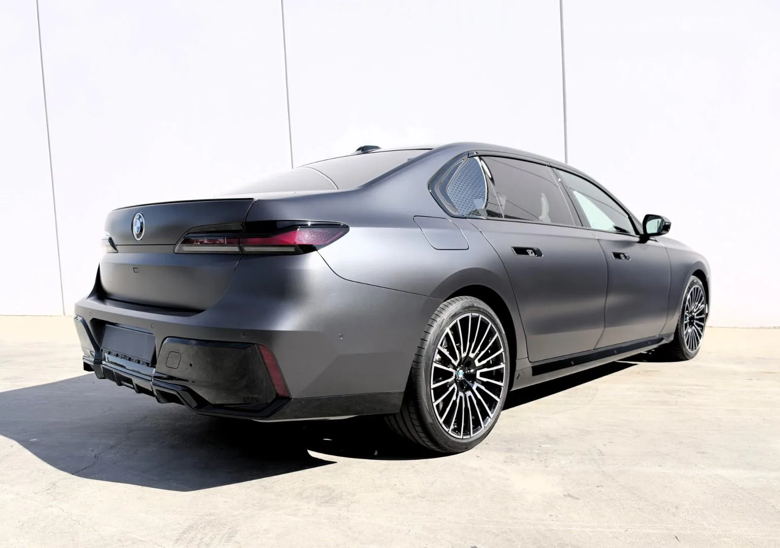 2026 BMW 740d xDrive M Sport Pro, 4/30