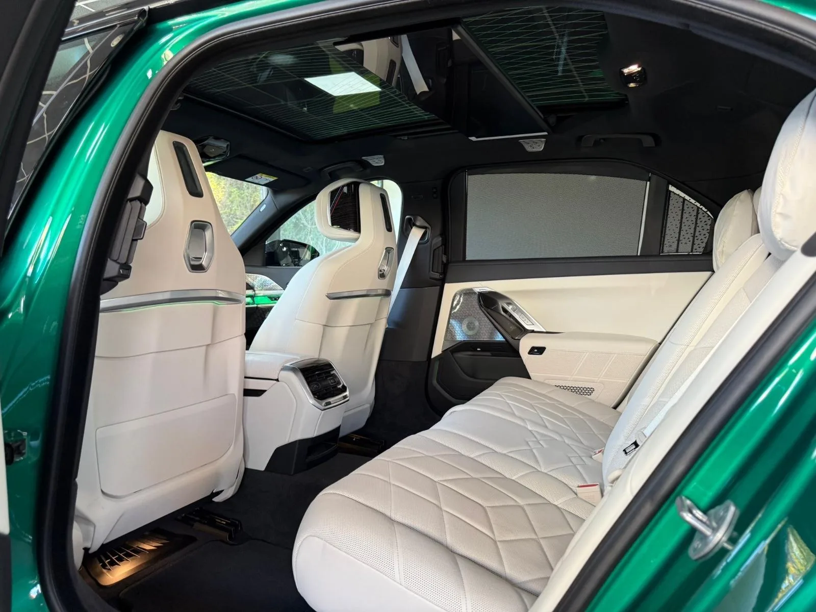 2026 BMW 740d xDrive, 14/25