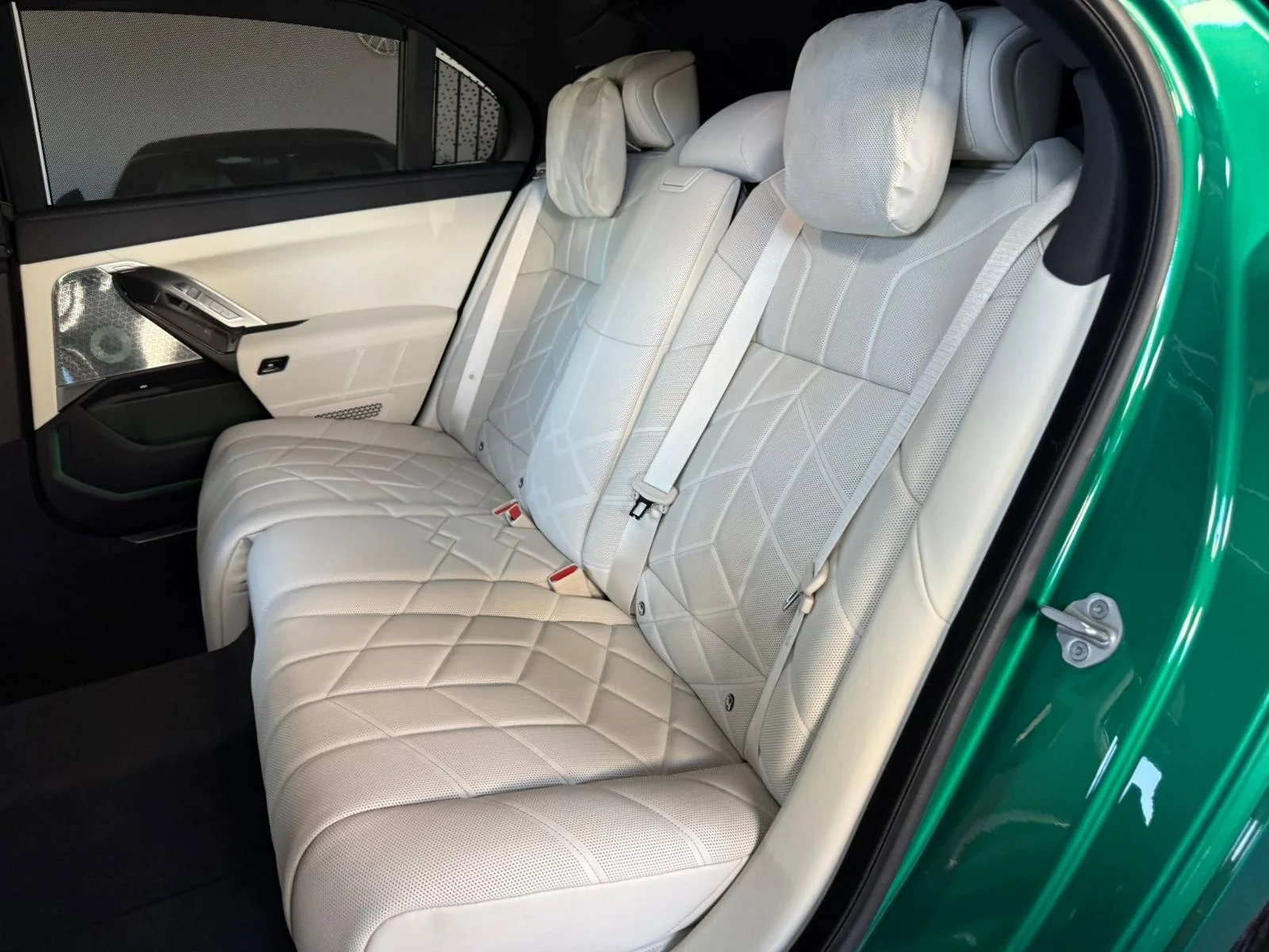 2026 BMW 740d xDrive, 15/25