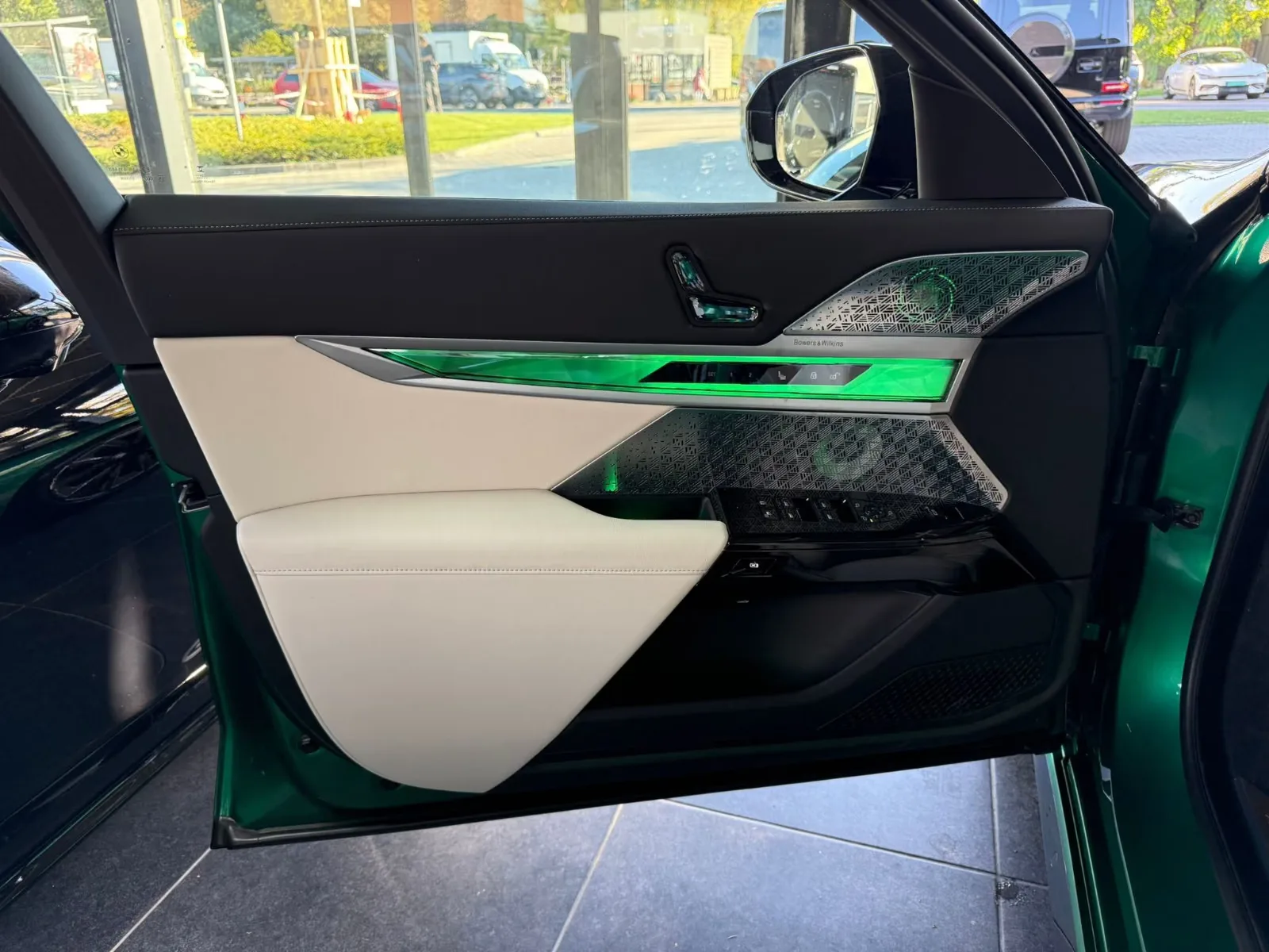 2026 BMW 740d xDrive, 18/25