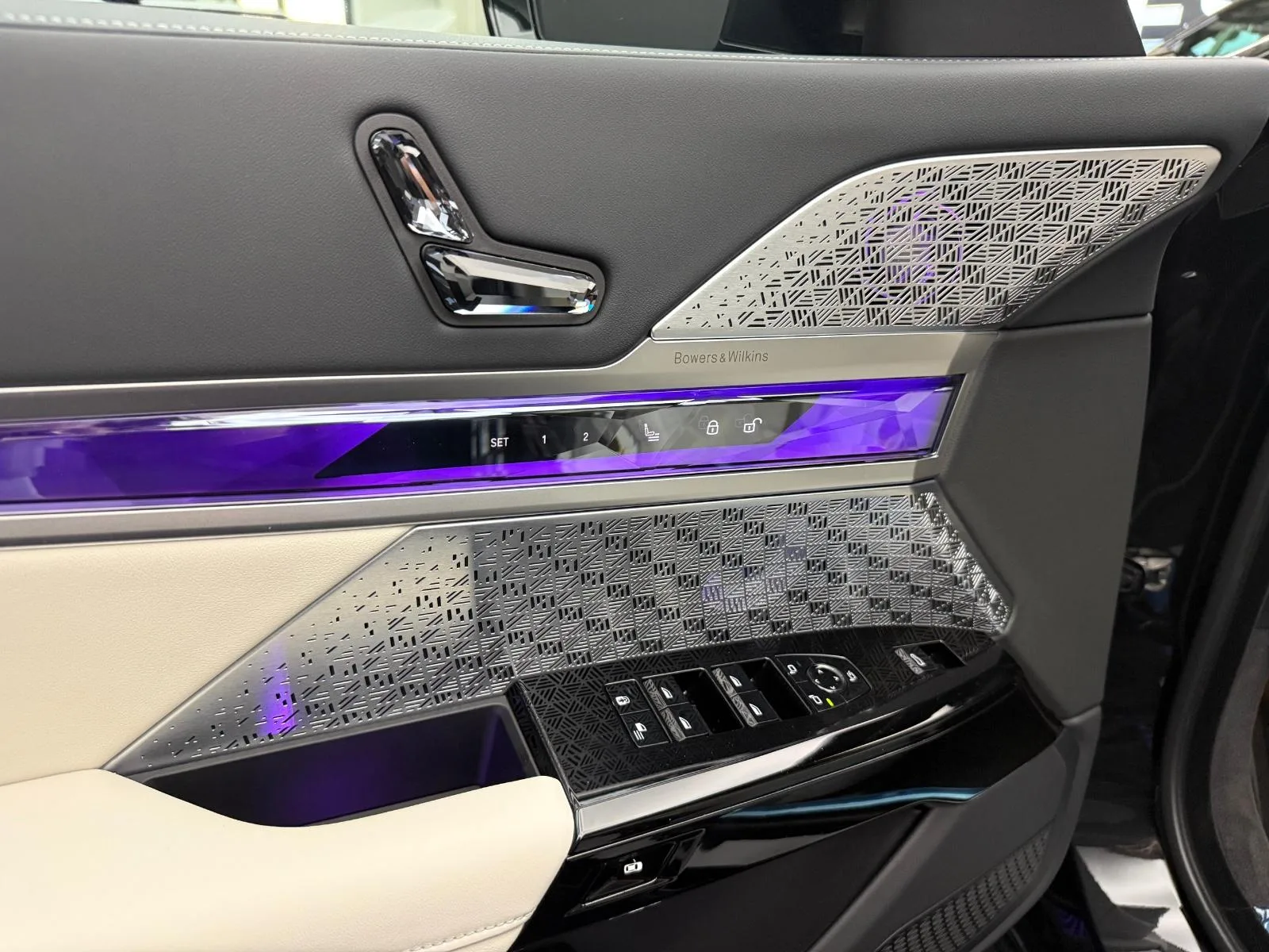 2026 BMW 740d xDrive, 21/30