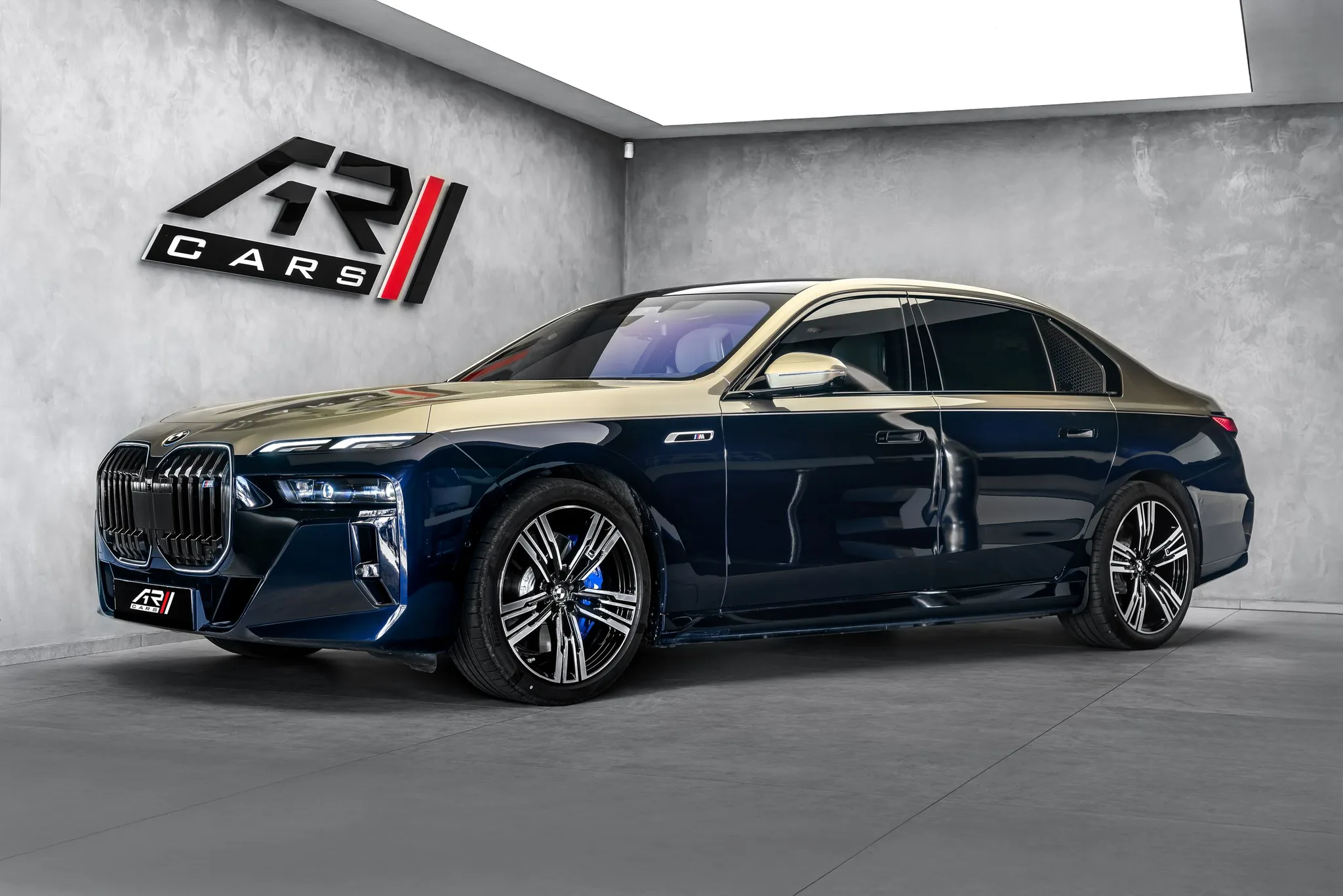 2026 BMW i7 xDrive60 M Sport, Individual angeboten von einem Fachhändler in Ostrava, Tschechien, Hauptfoto