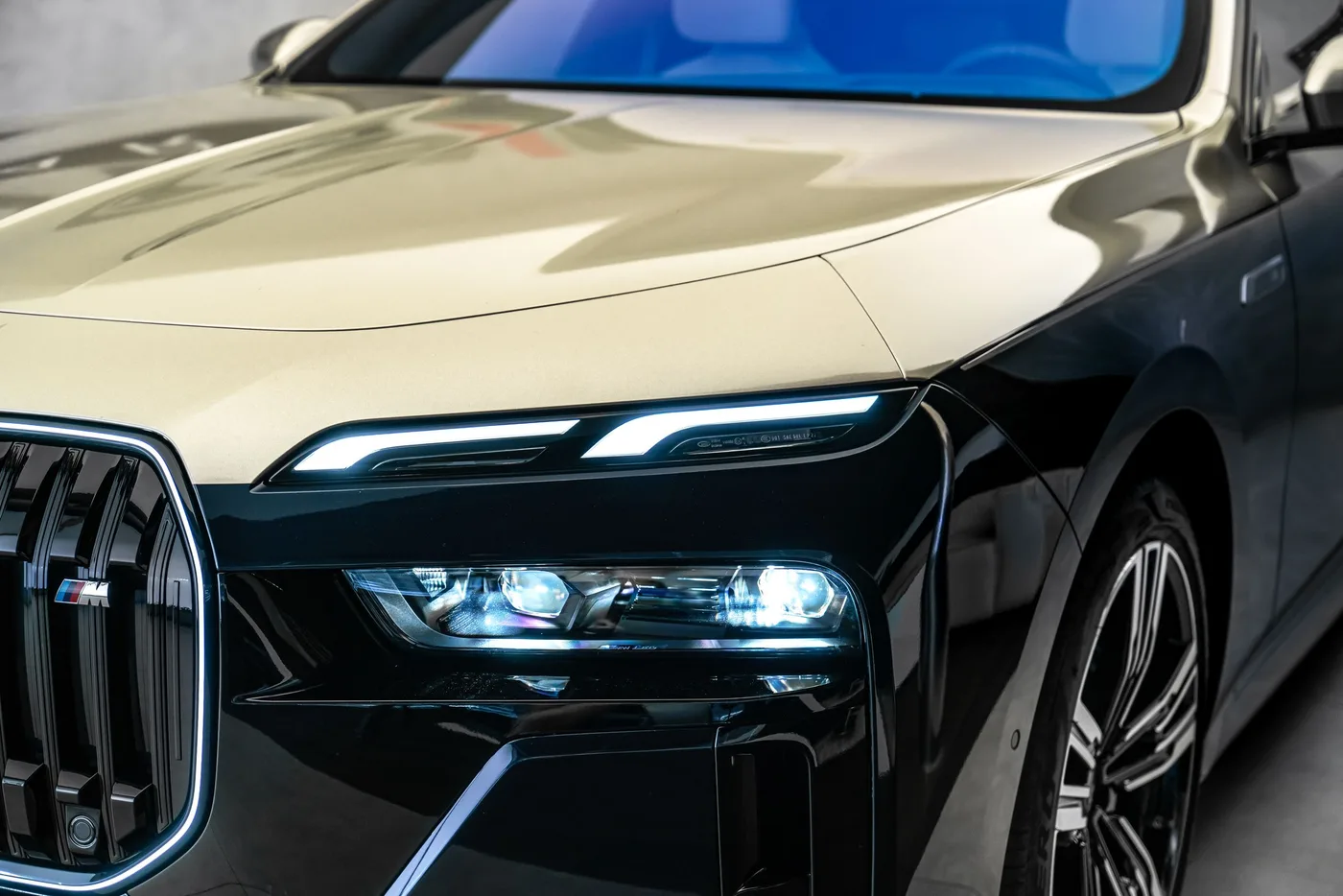 2026 BMW i7 xDrive60 M Sport, Individual proposée par un concessionnaire spécialisé à Ostrava, Tchéquie, photo 9 sur 15