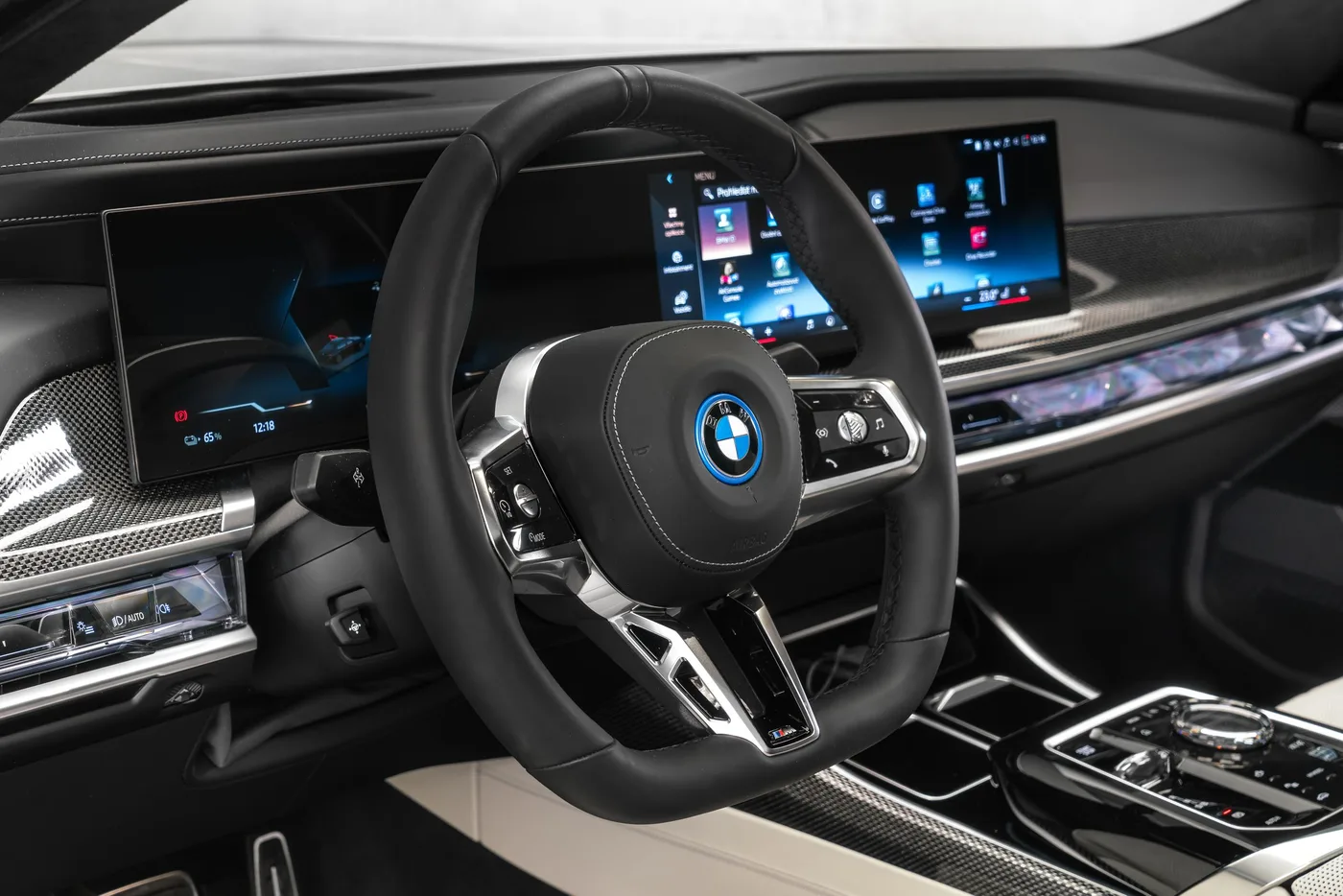 2026 BMW i7 xDrive60 M Sport, Individual proposée par un concessionnaire spécialisé à Ostrava, Tchéquie, photo 15 sur 15