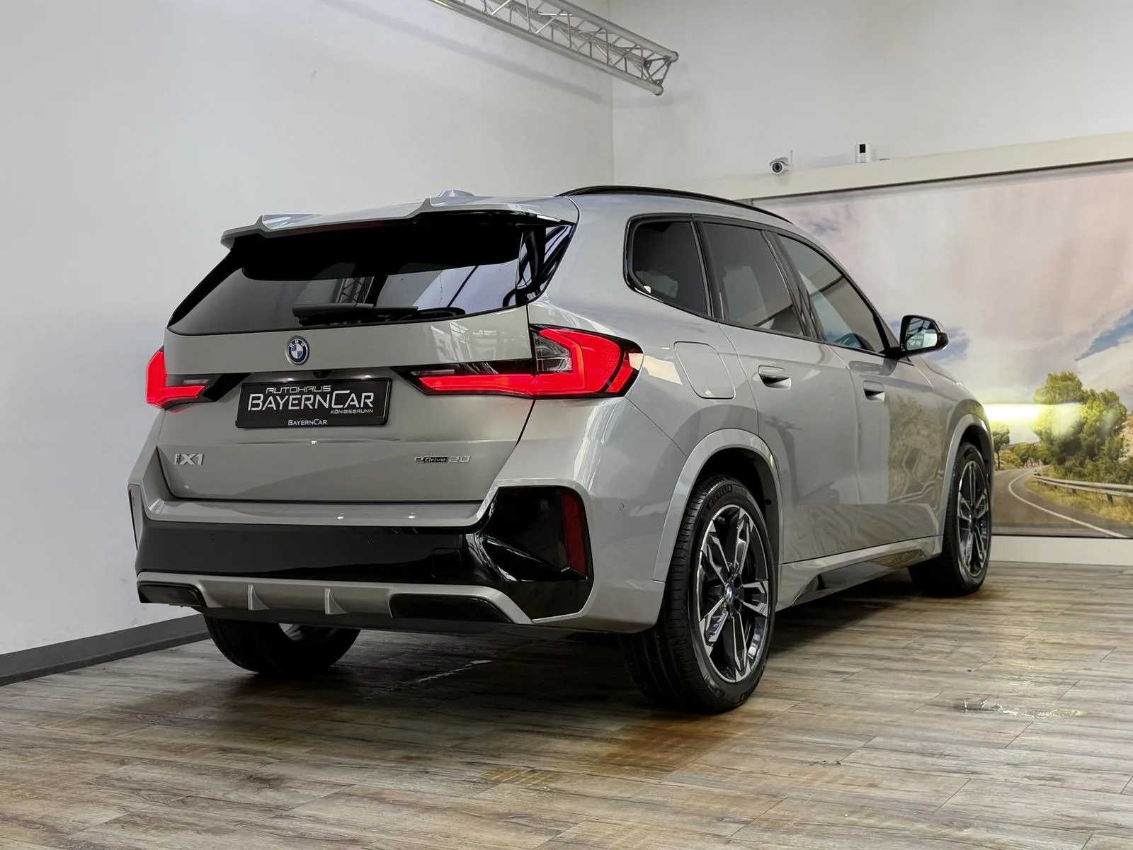 2026 BMW iX1 eDrive20 M Sport Pro, 6/30