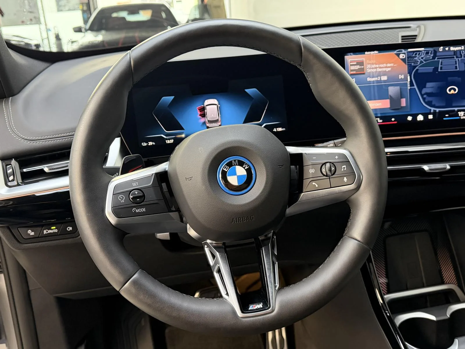 2026 BMW iX1 eDrive20 M Sport Pro, 8/30