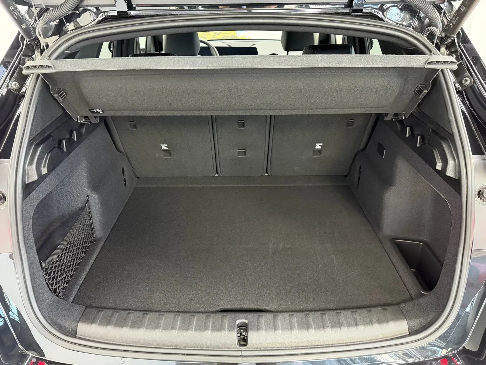 2026 BMW iX1 eDrive20 M Sport Pro, 20/30