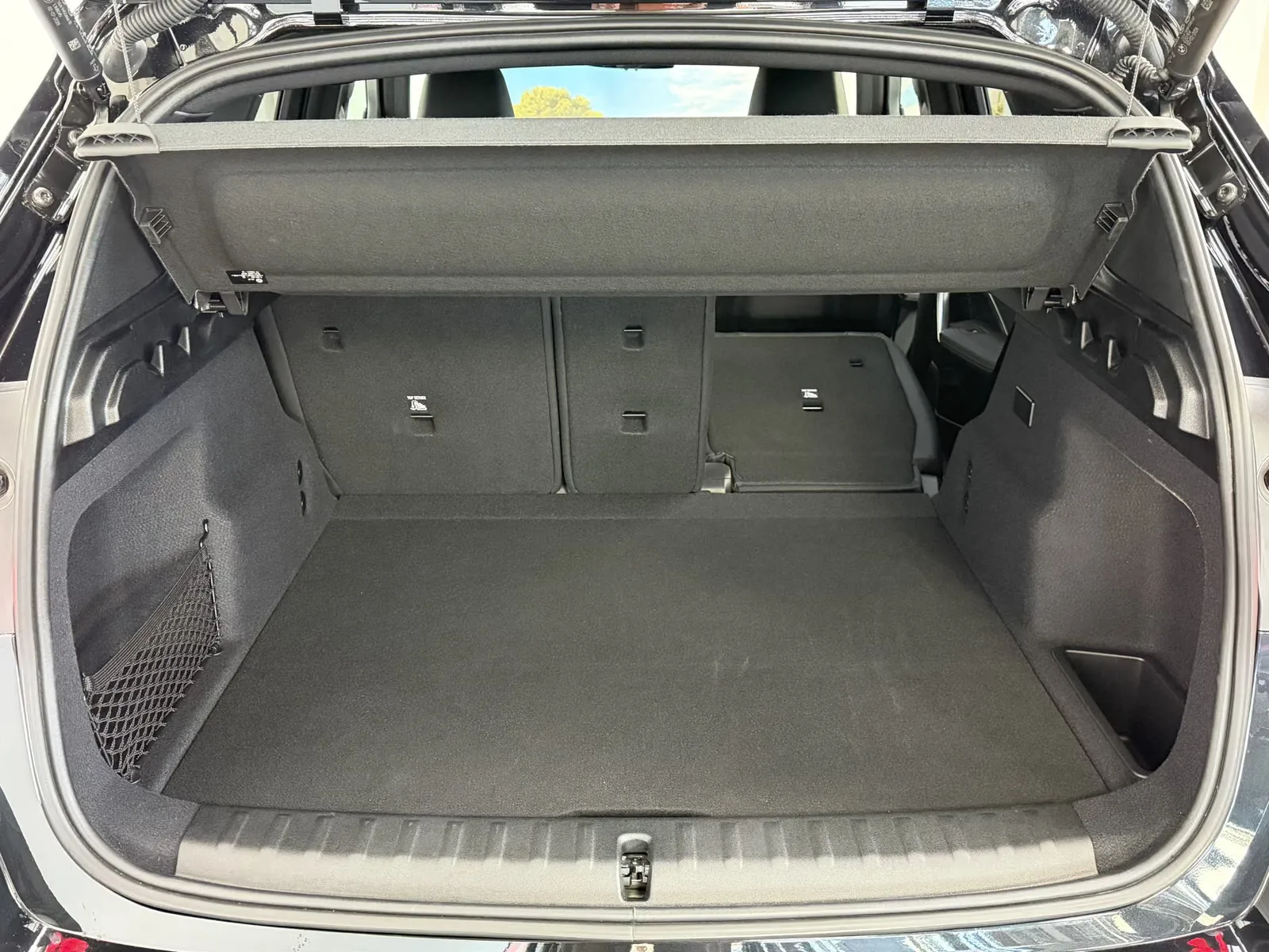 2026 BMW iX1 eDrive20 M Sport Pro, 21/30