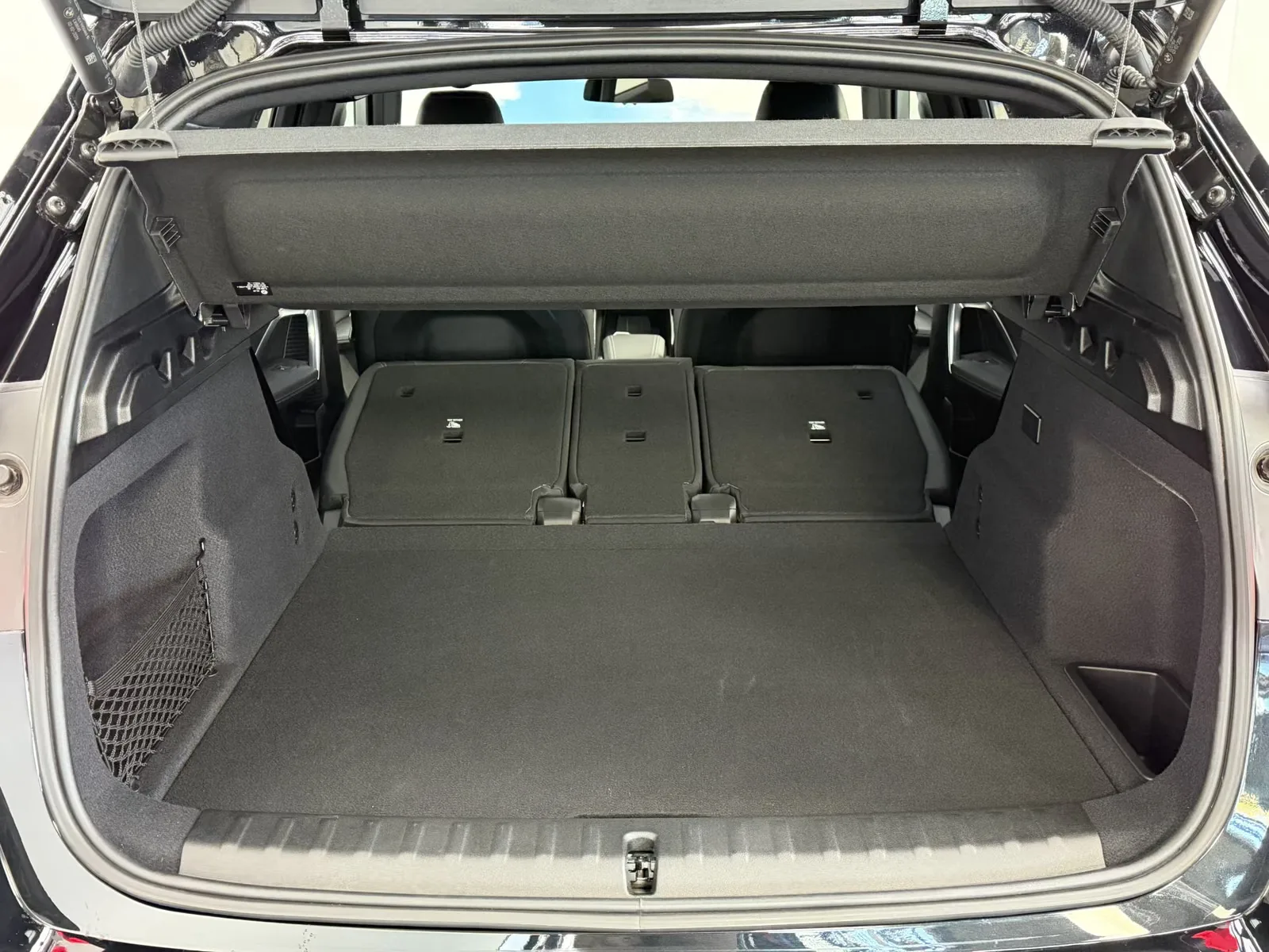 2026 BMW iX1 eDrive20 M Sport Pro, 22/30