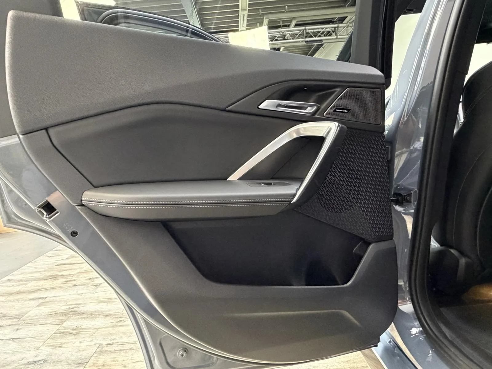 2026 BMW iX1 eDrive20 M Sport Pro, 19/30