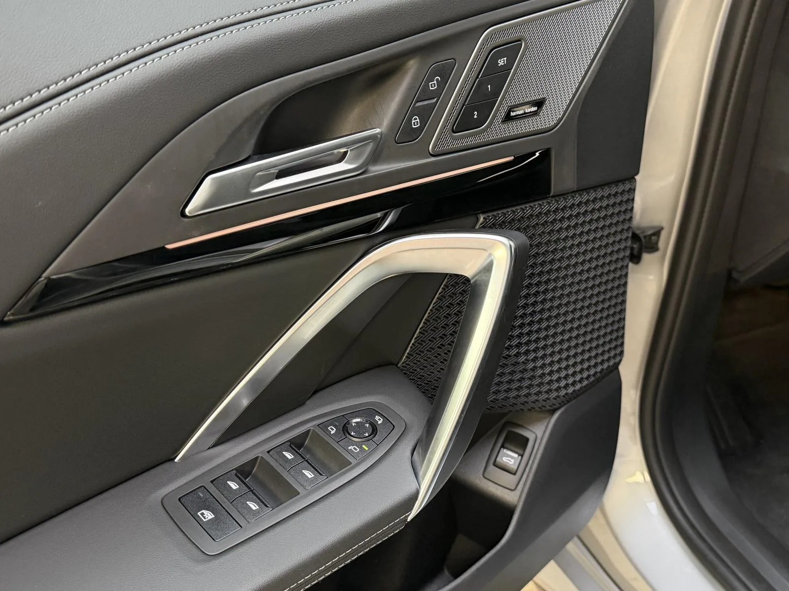 2026 BMW iX1 eDrive20 M Sport Pro, 14/30