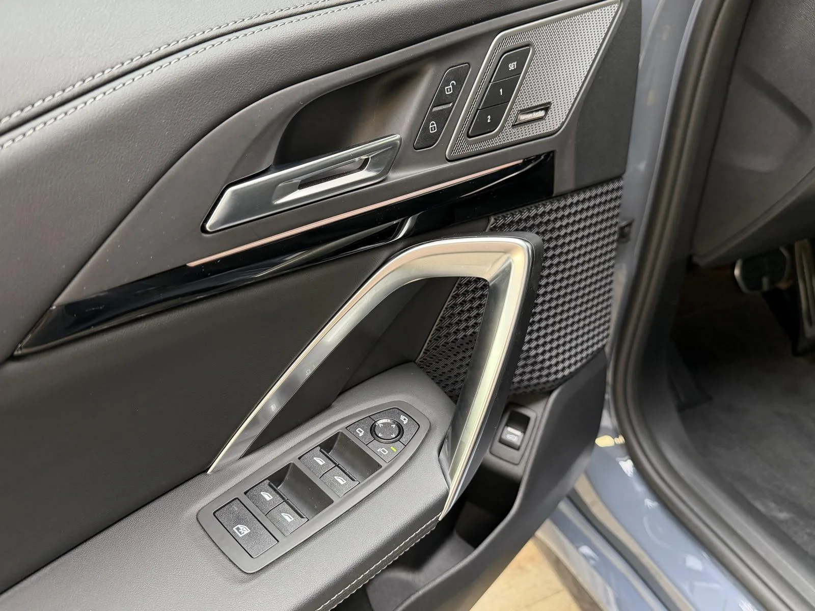 2026 BMW iX1 eDrive20 M Sport Pro, 14/30