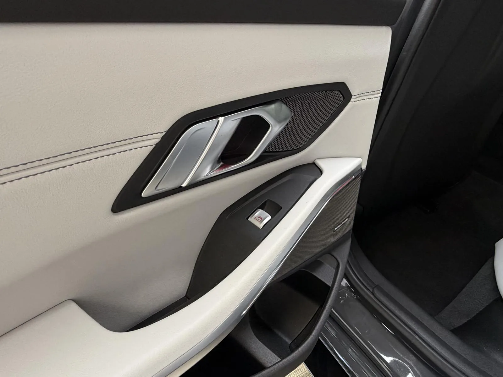 2026 BMW M3 Competition M xDrive, 18/30