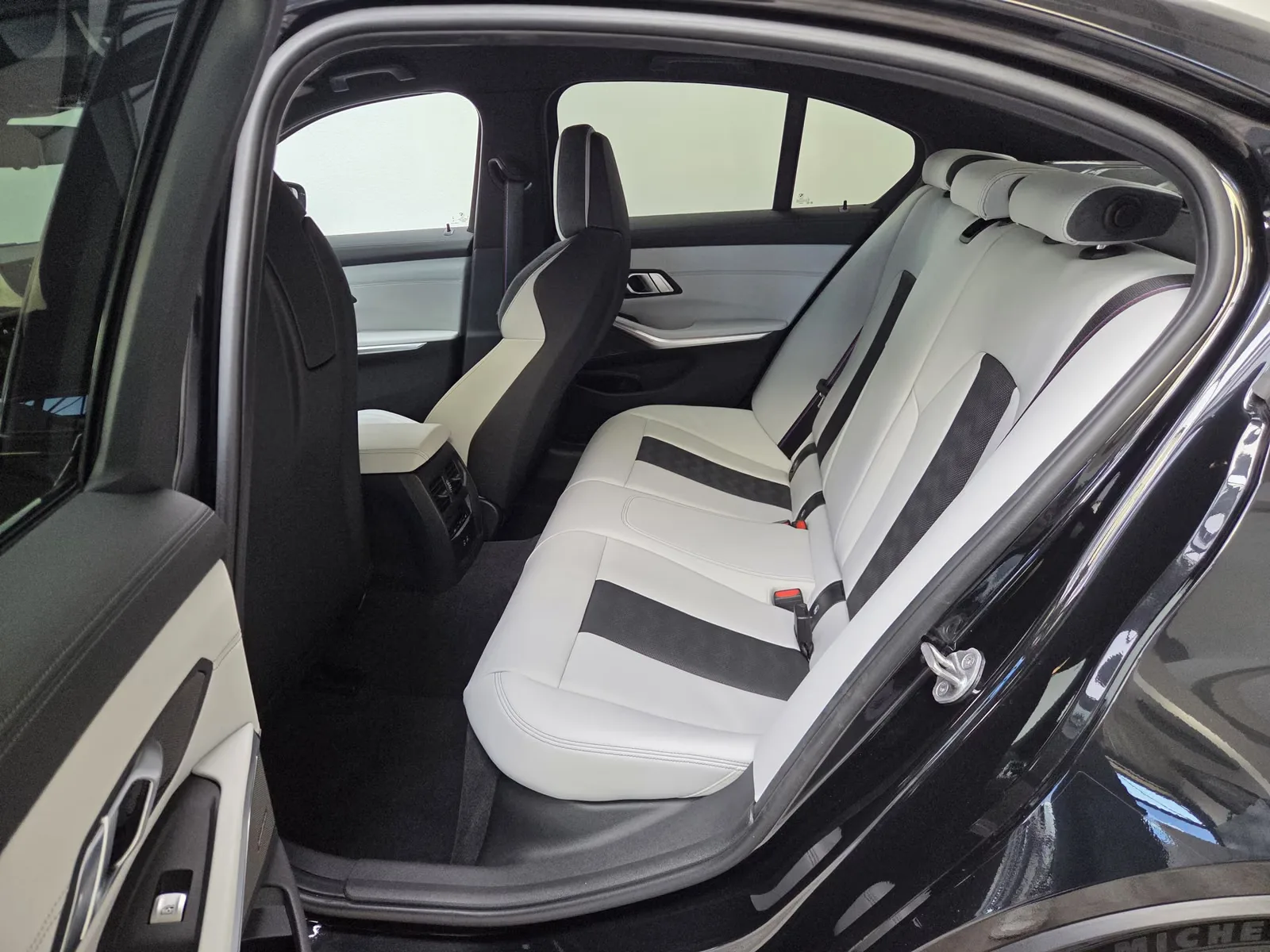 2026 BMW M3 Competition M xDrive, 20/30