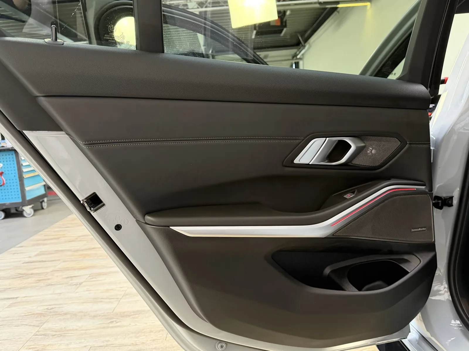2026 BMW M3 Competition M xDrive, 18/30