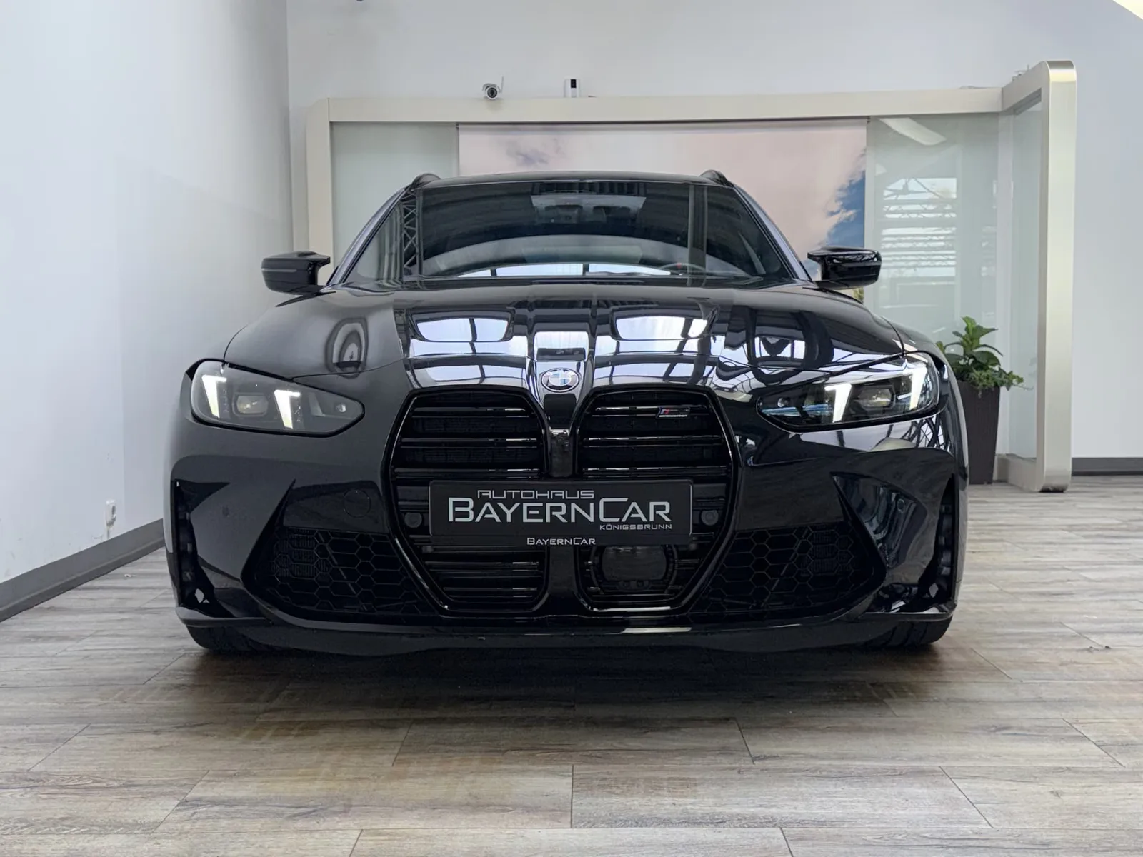 2026 BMW M3 Competition Touring M xDrive, 2/30