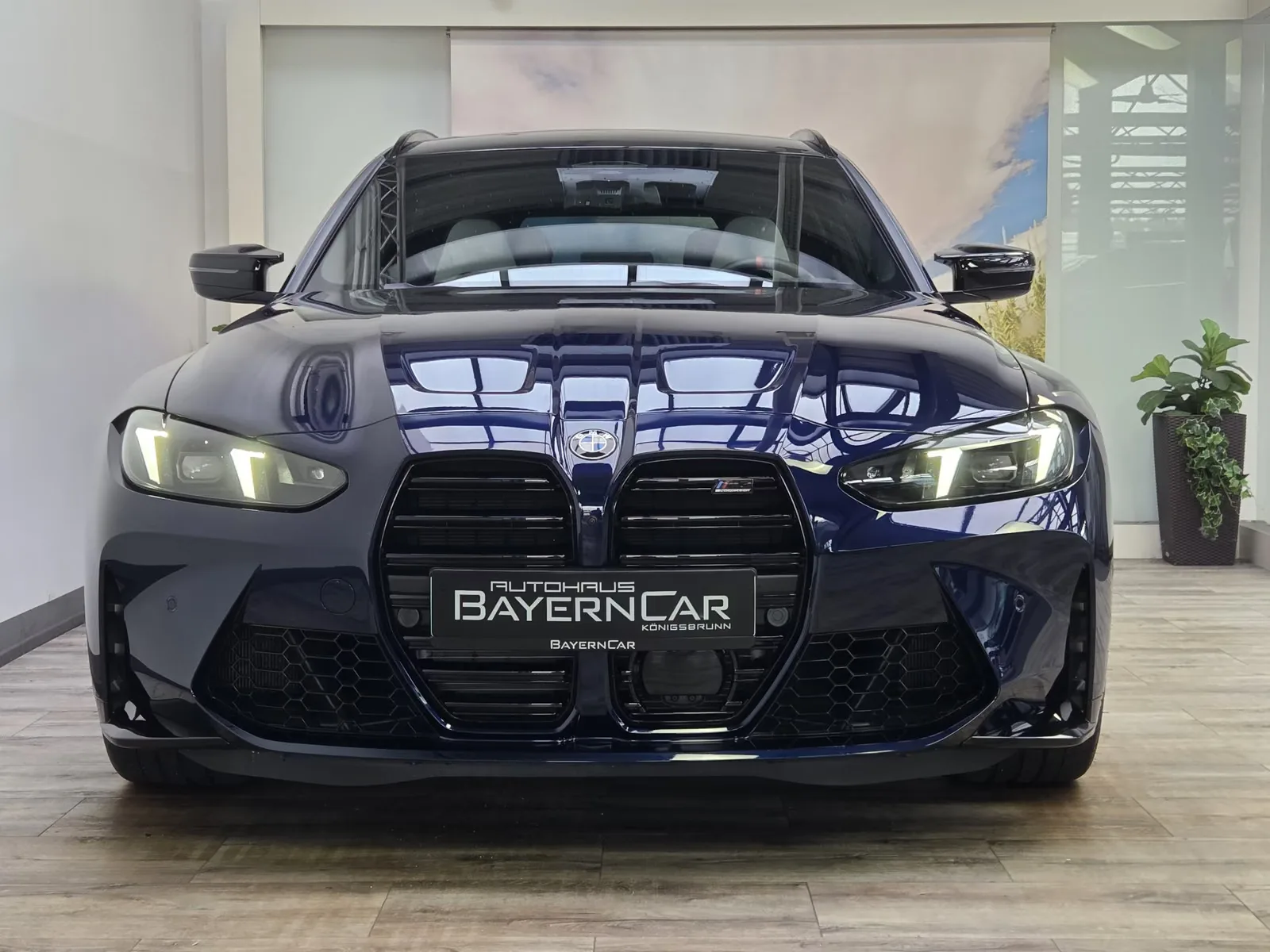 2026 BMW M3 Competition Touring, 2/30