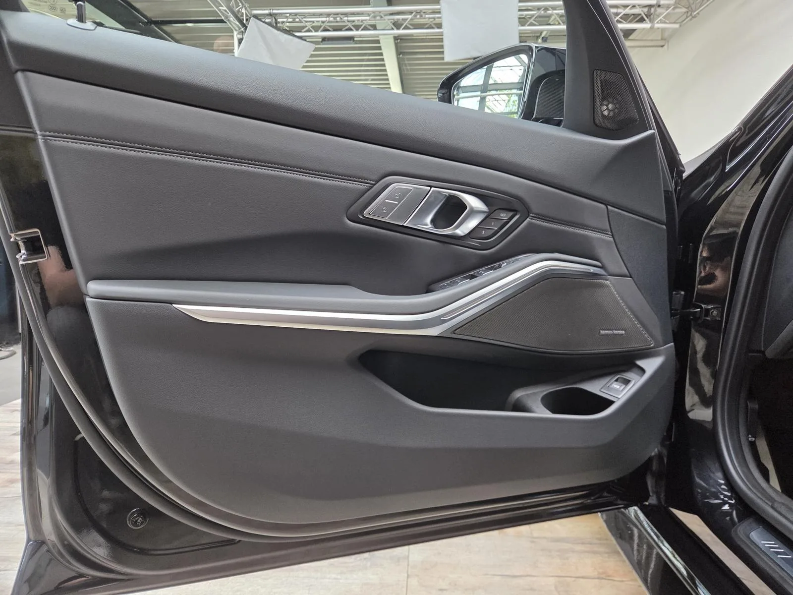 2026 BMW M3 Competition Touring, 17/30