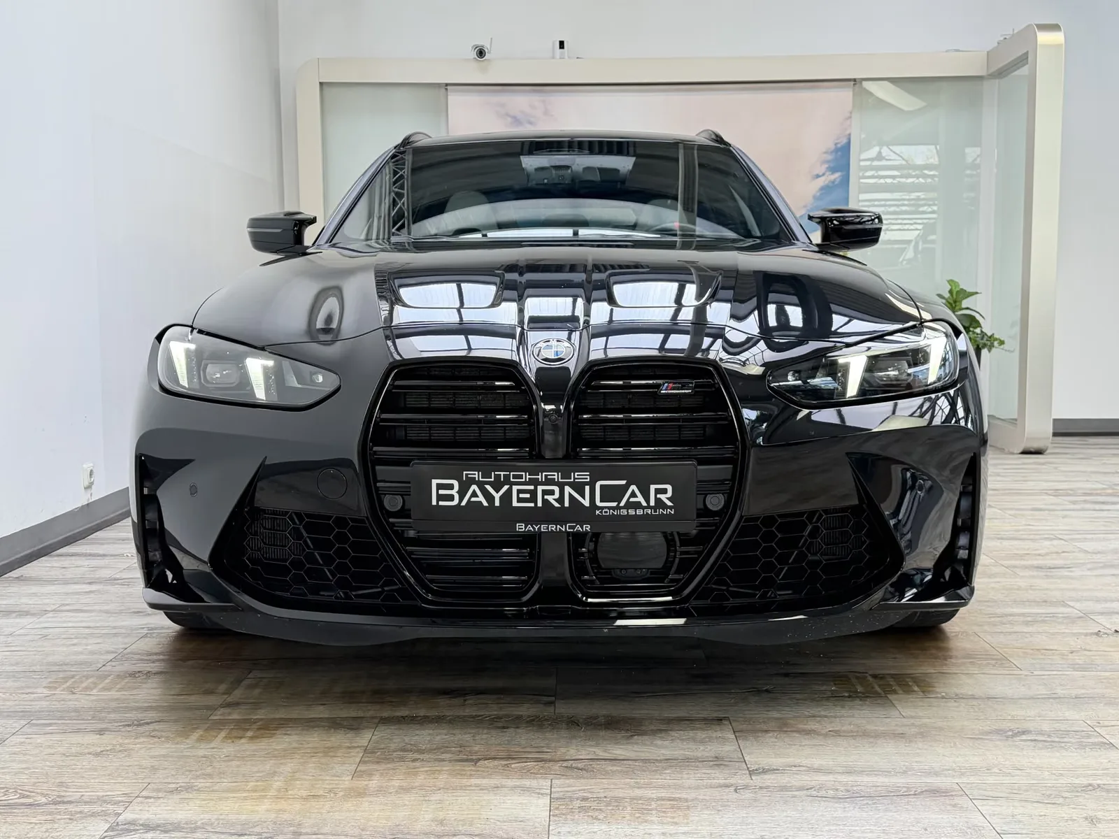 2026 BMW M3 Competition Touring, 2/30