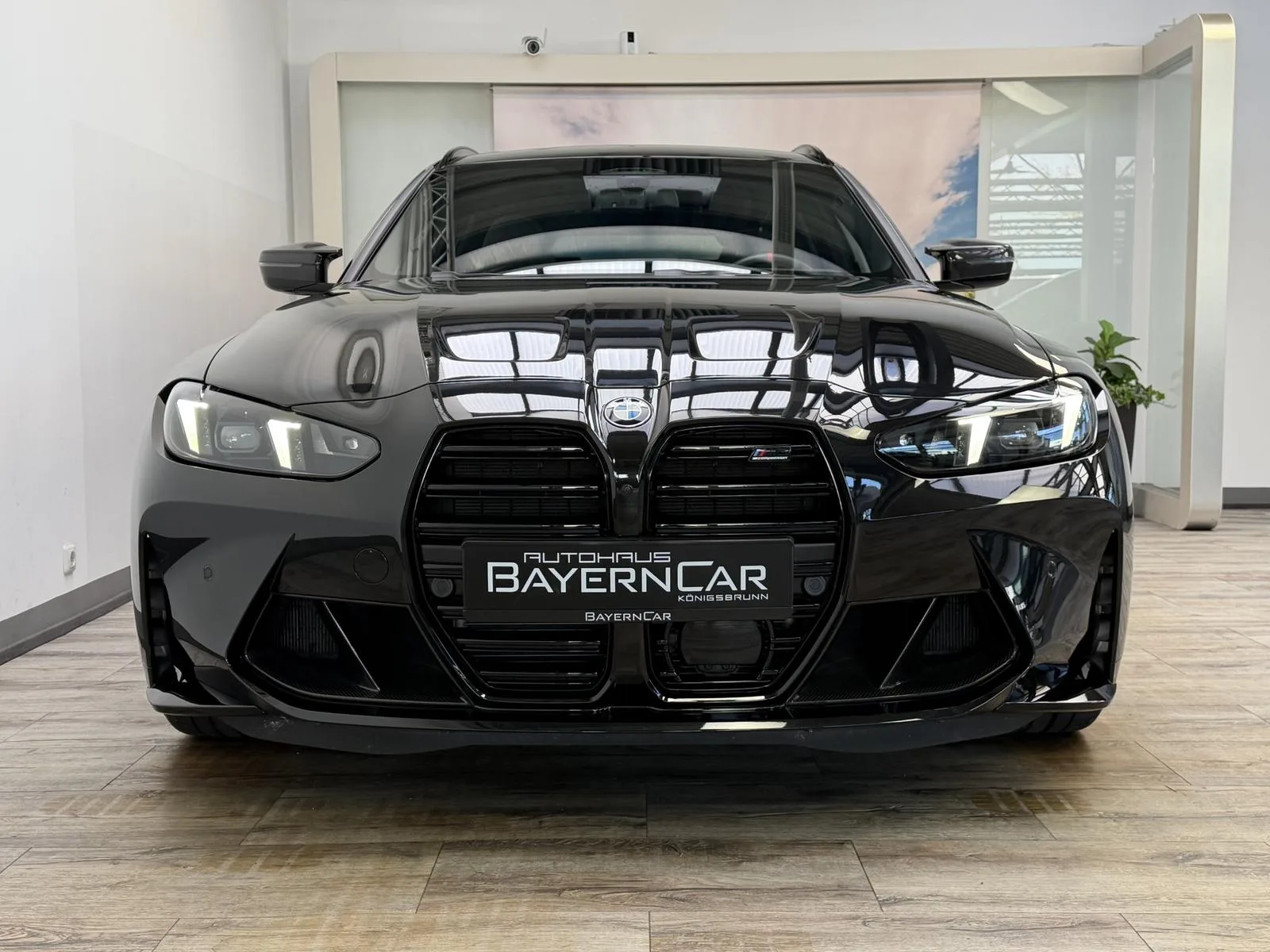 2026 BMW M3 Competition Touring M xDrive, 2/30