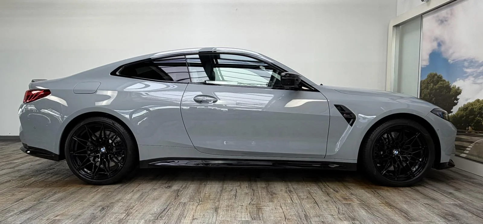 2026 BMW M4 Competition M xDrive, 4/30