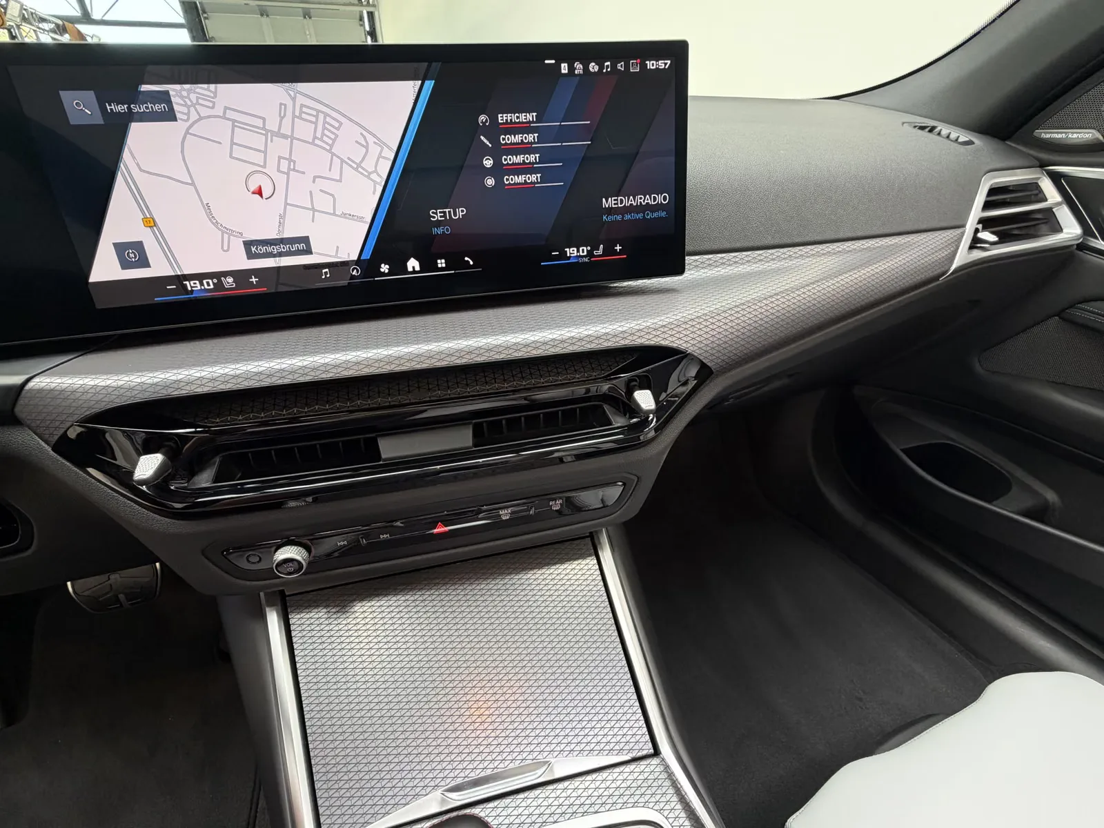 2026 BMW M4 Competition Convertible M xDrive, 16/30