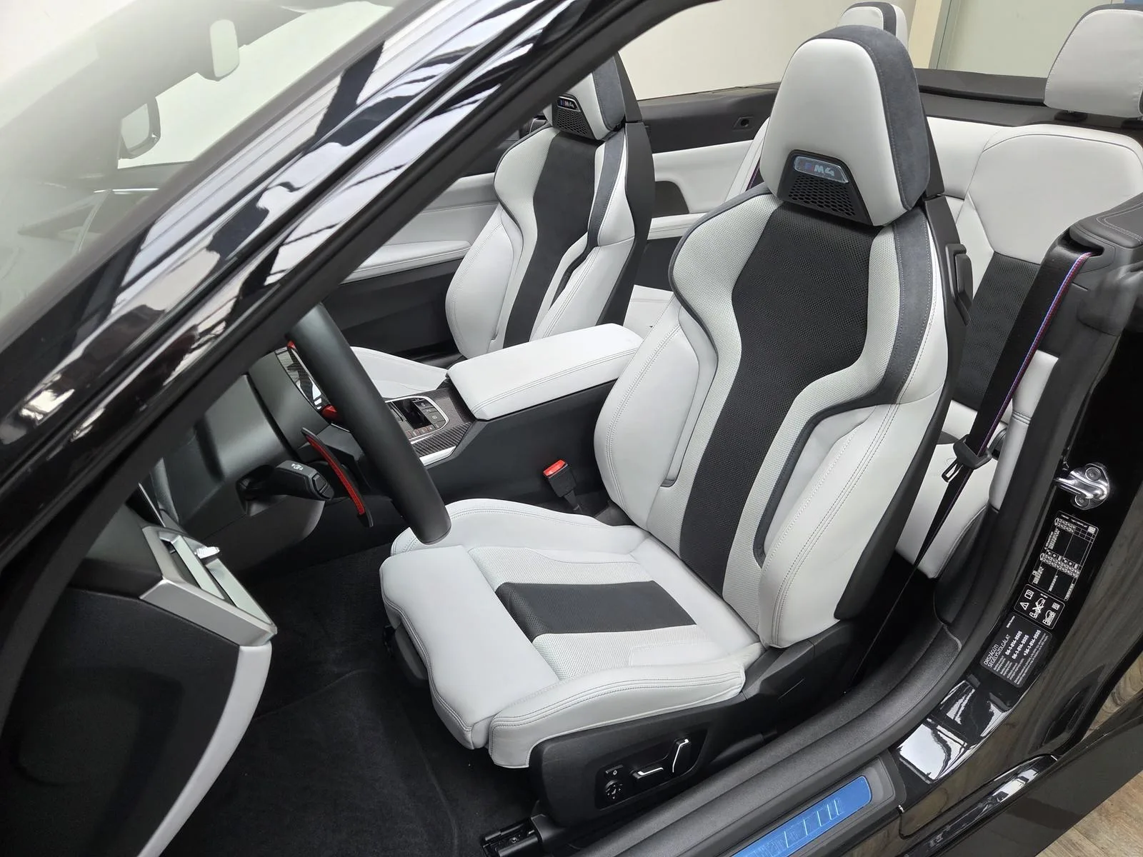 2026 BMW M4 Competition Convertible M xDrive, 22/30