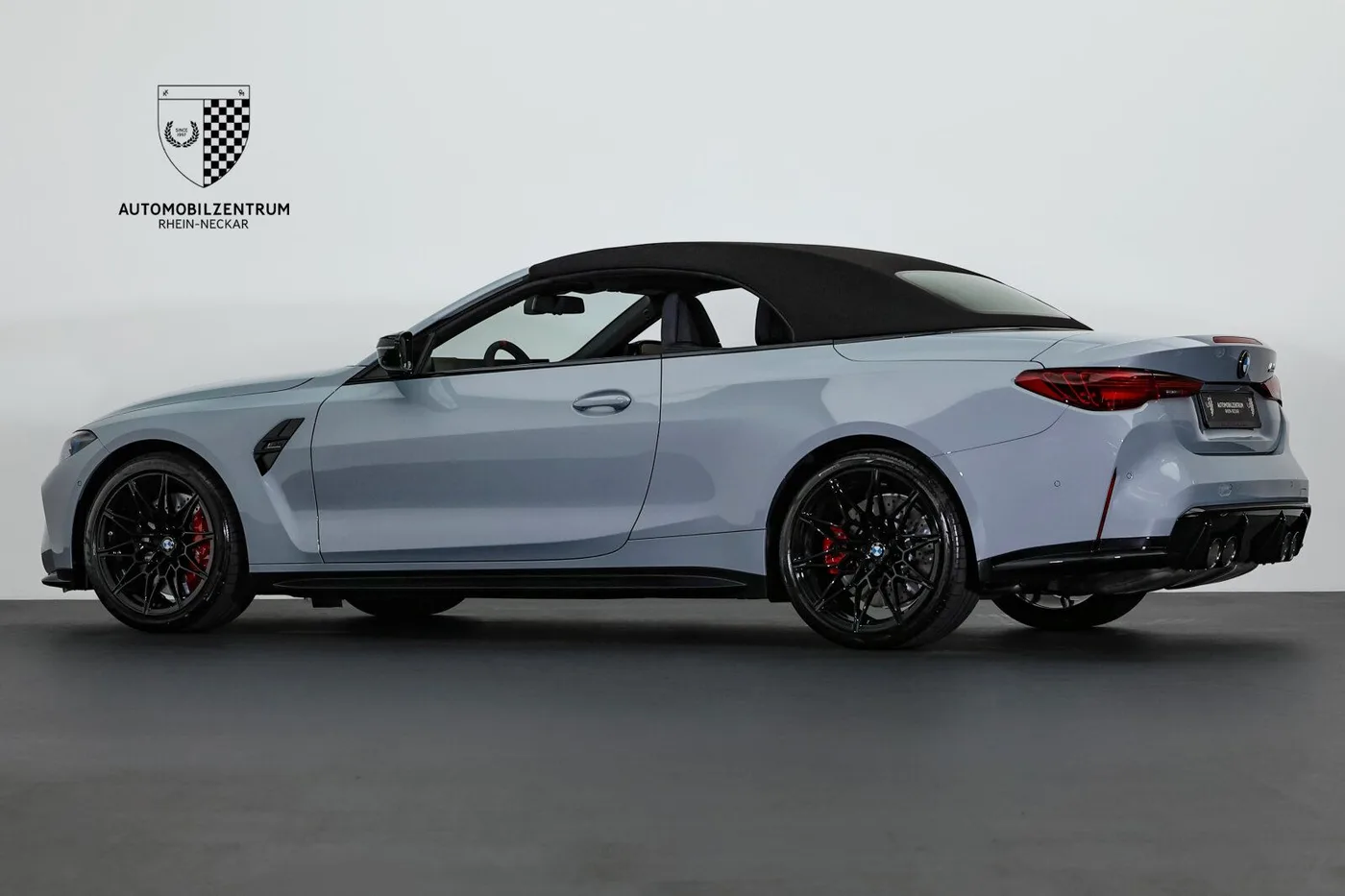 2026 BMW M4 Competition xDrive Convertible offered by a supercar dealer in Viernheim, Germany, photo 5 of 25
