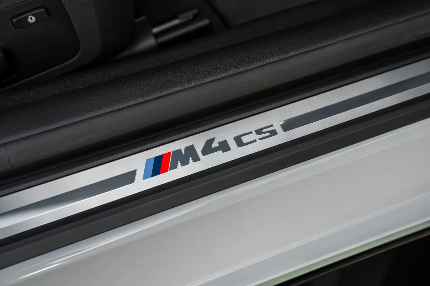 2026 BMW M4 CS angeboten von einem Supersportwagenhändler in Woerden, Niederlande, Foto 21 von 25