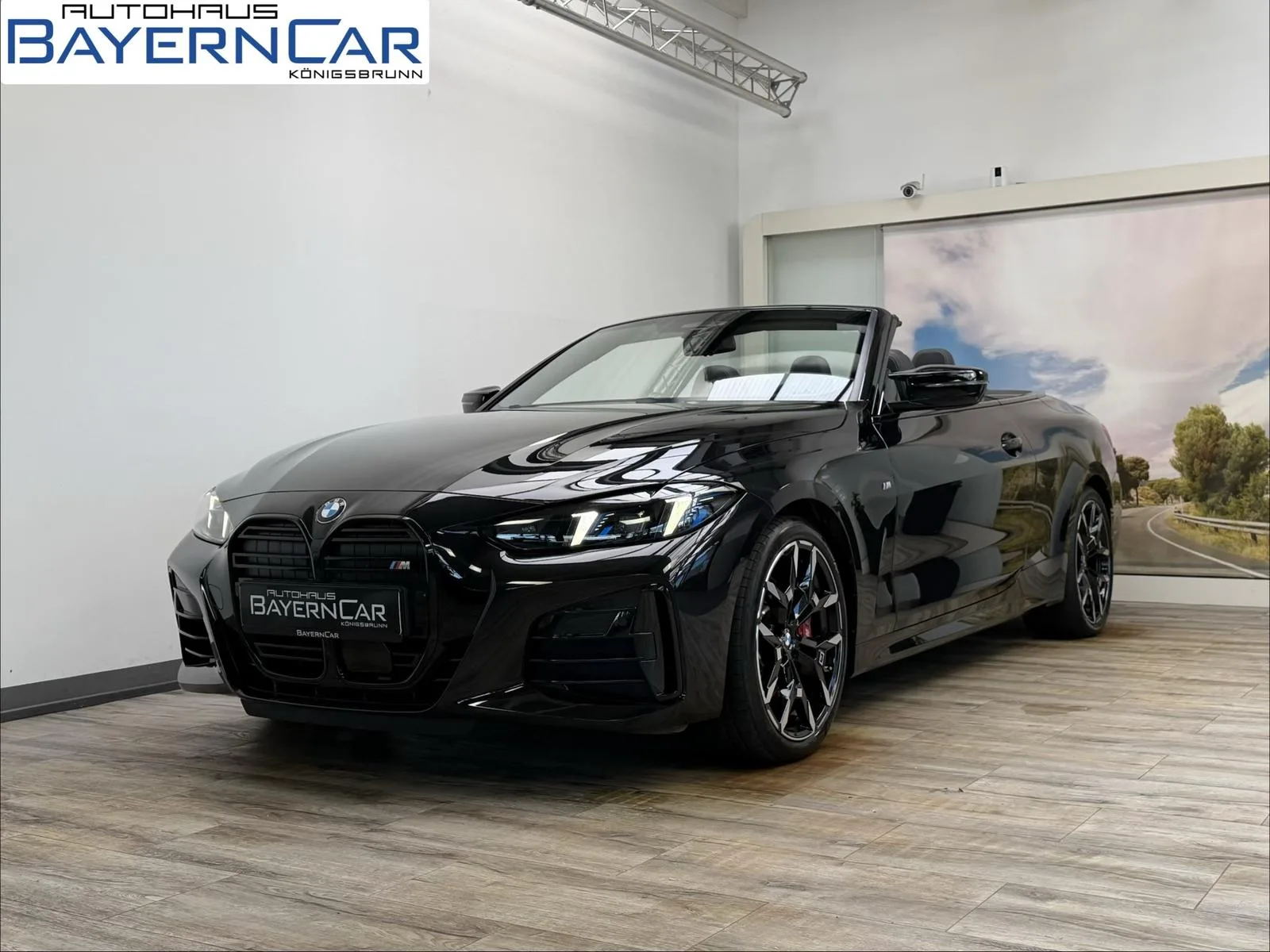 2026 BMW M440i xDrive Cabrio angeboten von einem Fachhändler in Königsbrunn, Deutschland, Hauptfoto