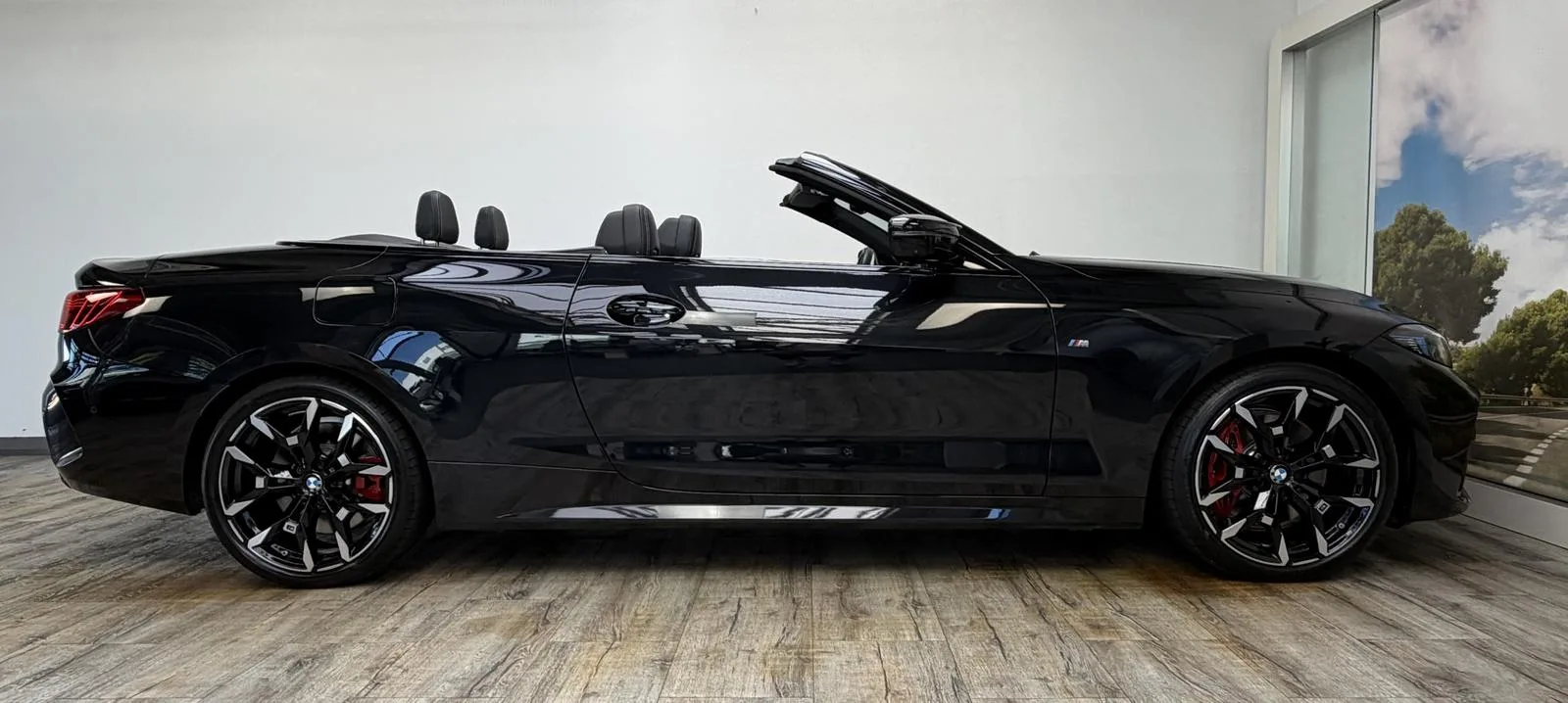 2026 BMW M440i xDrive Cabrio, 4/30