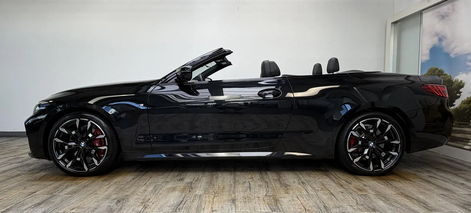 2026 BMW M440i xDrive Cabrio, 3/30