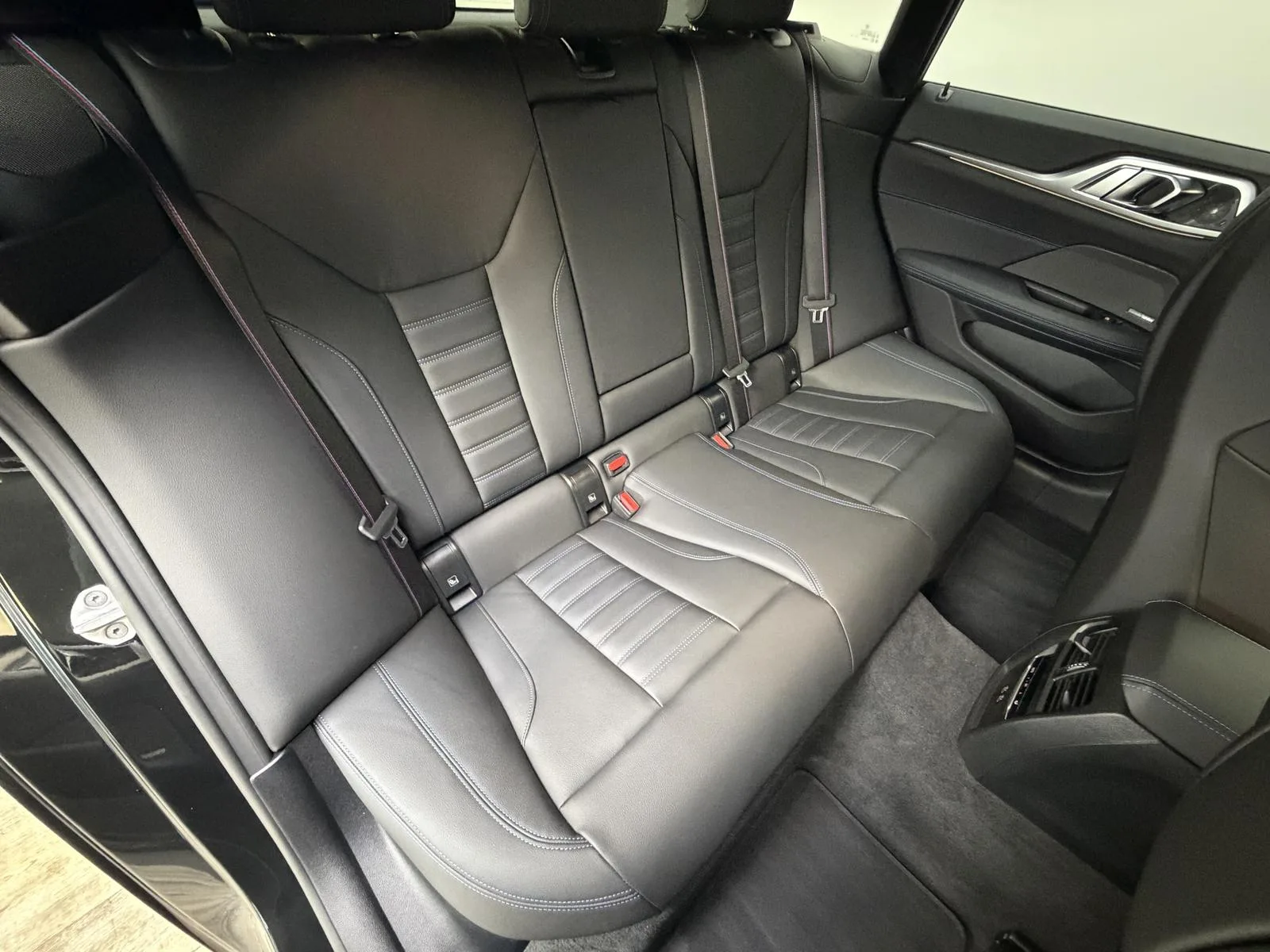 2026 BMW M440i xDrive Gran Coupé, 27/30