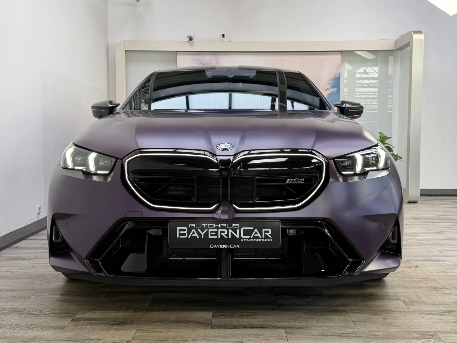 2026 BMW M5, 2/30