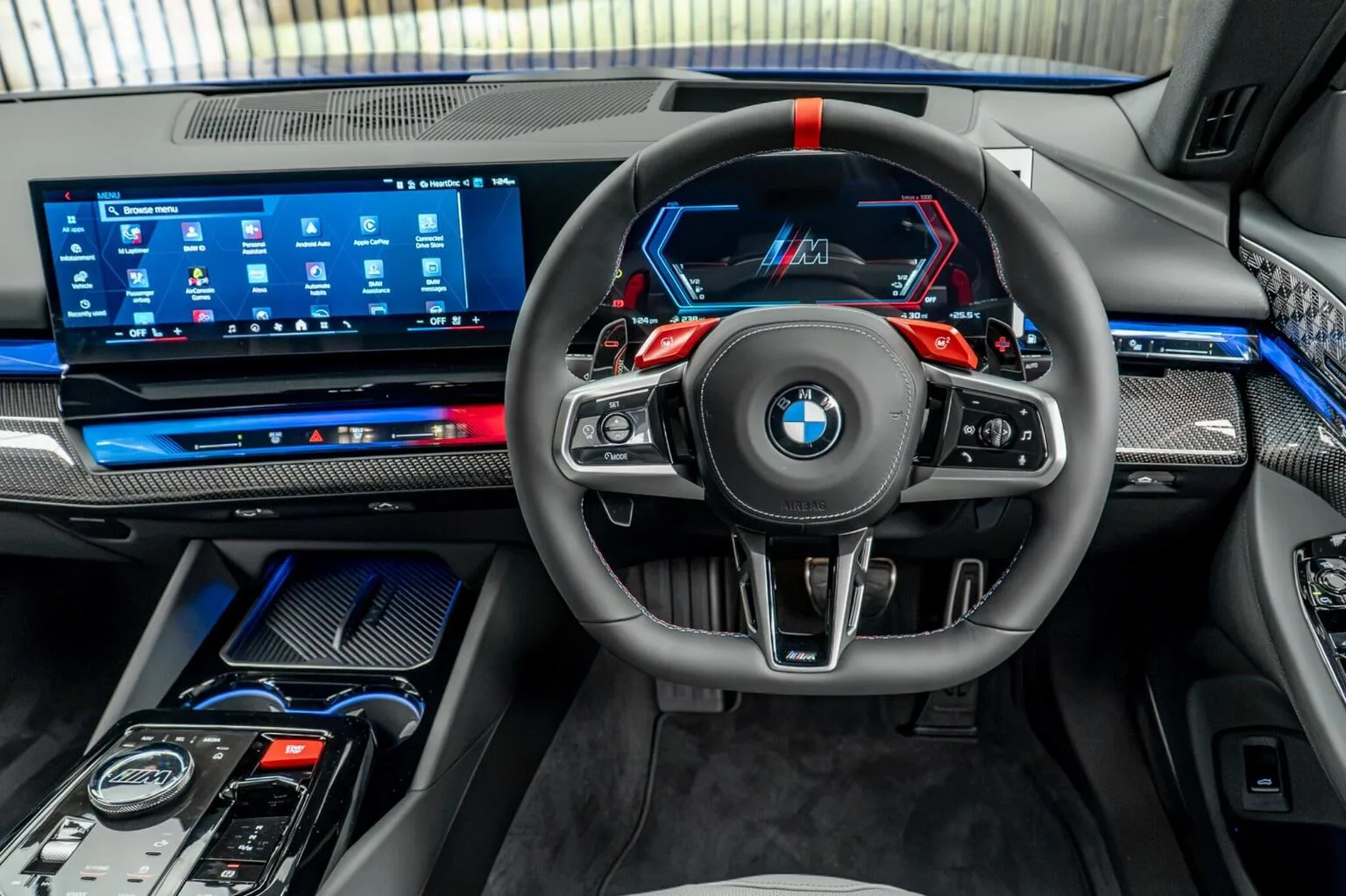 2026 BMW M5, 25/30