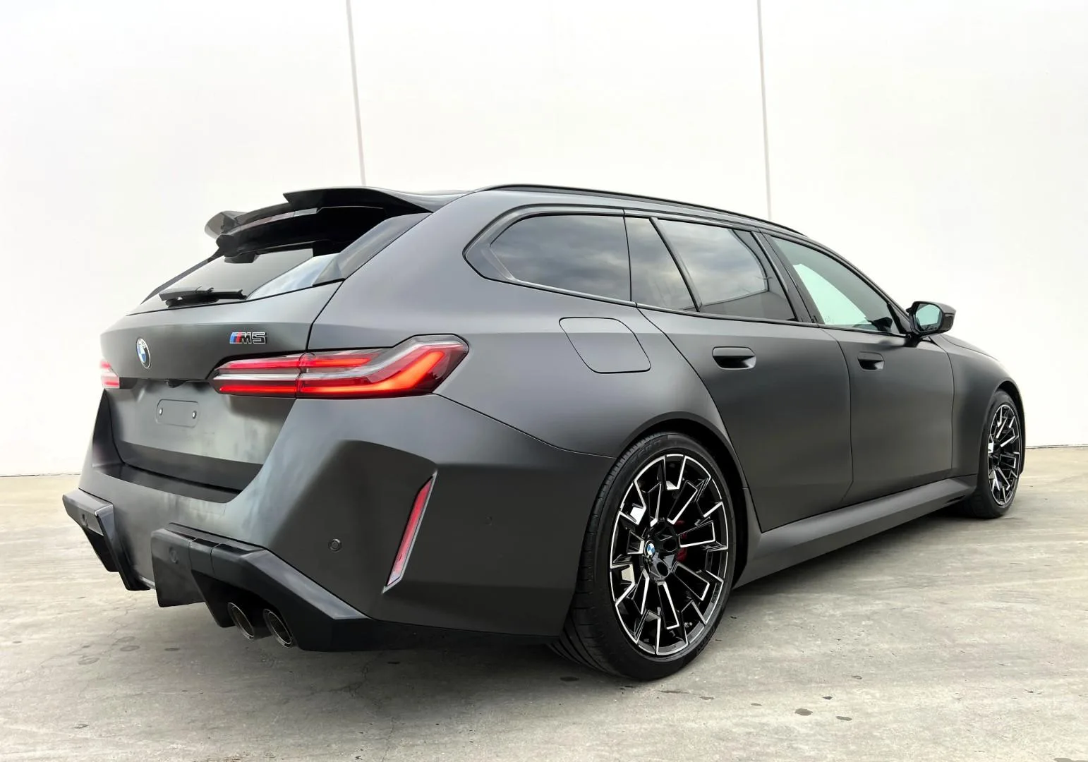 2026 BMW M5 Touring, 4/30