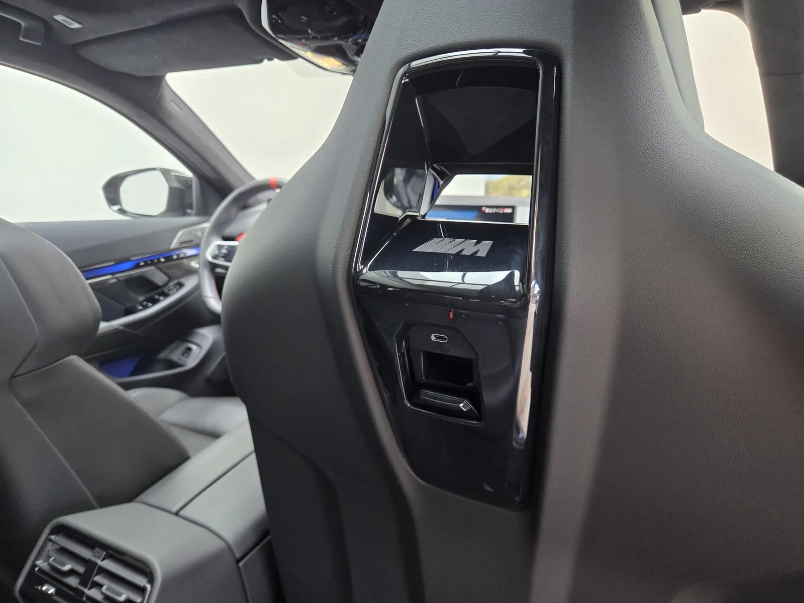 2026 BMW M5 Touring, 30/30