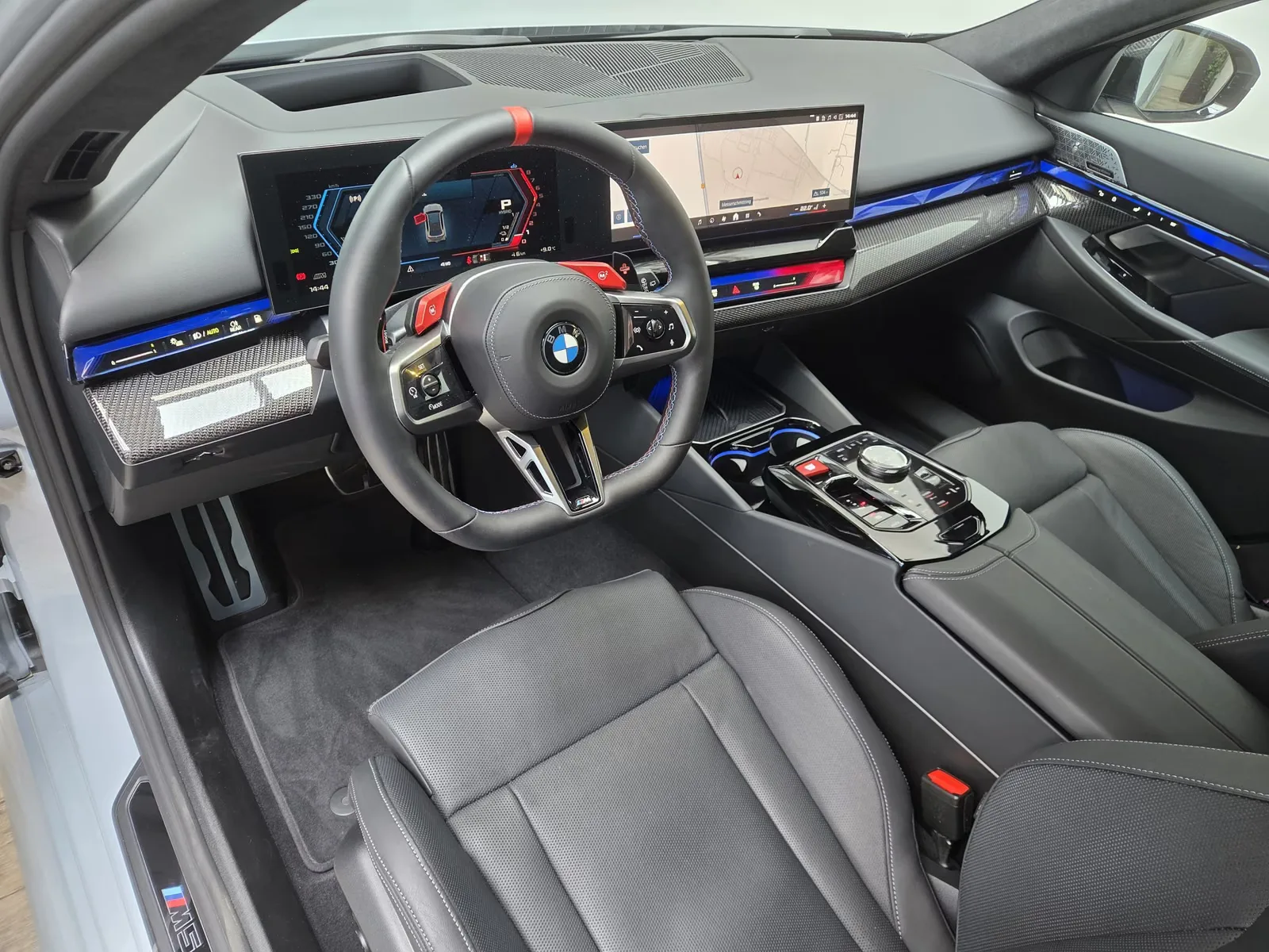 2026 BMW M5 Touring, 8/30