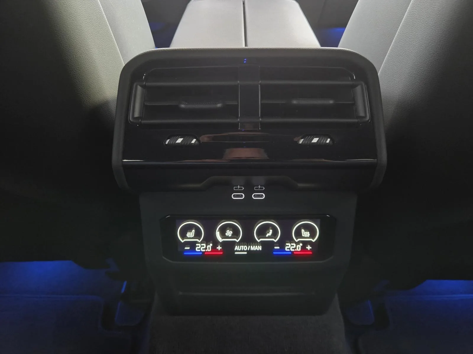 2026 BMW M5 Touring, 28/30