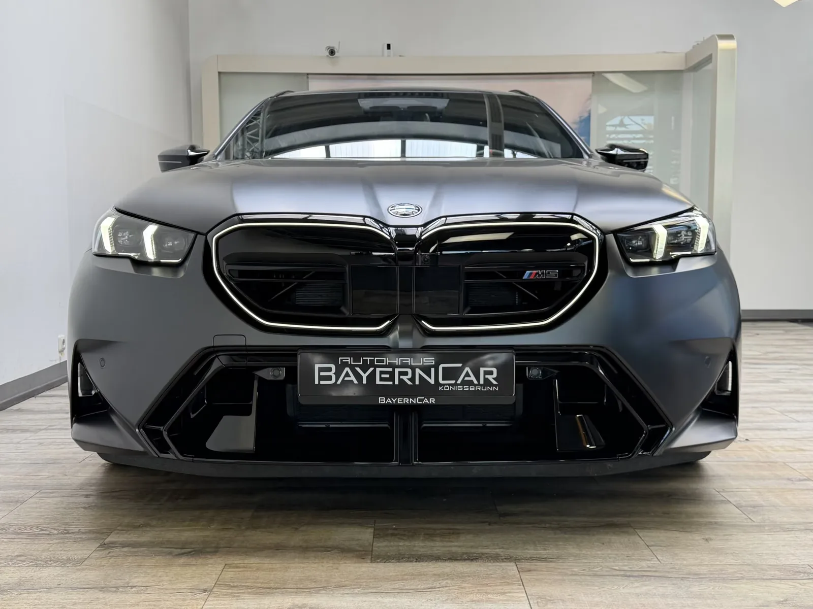 2026 BMW M5 Touring, 2/30