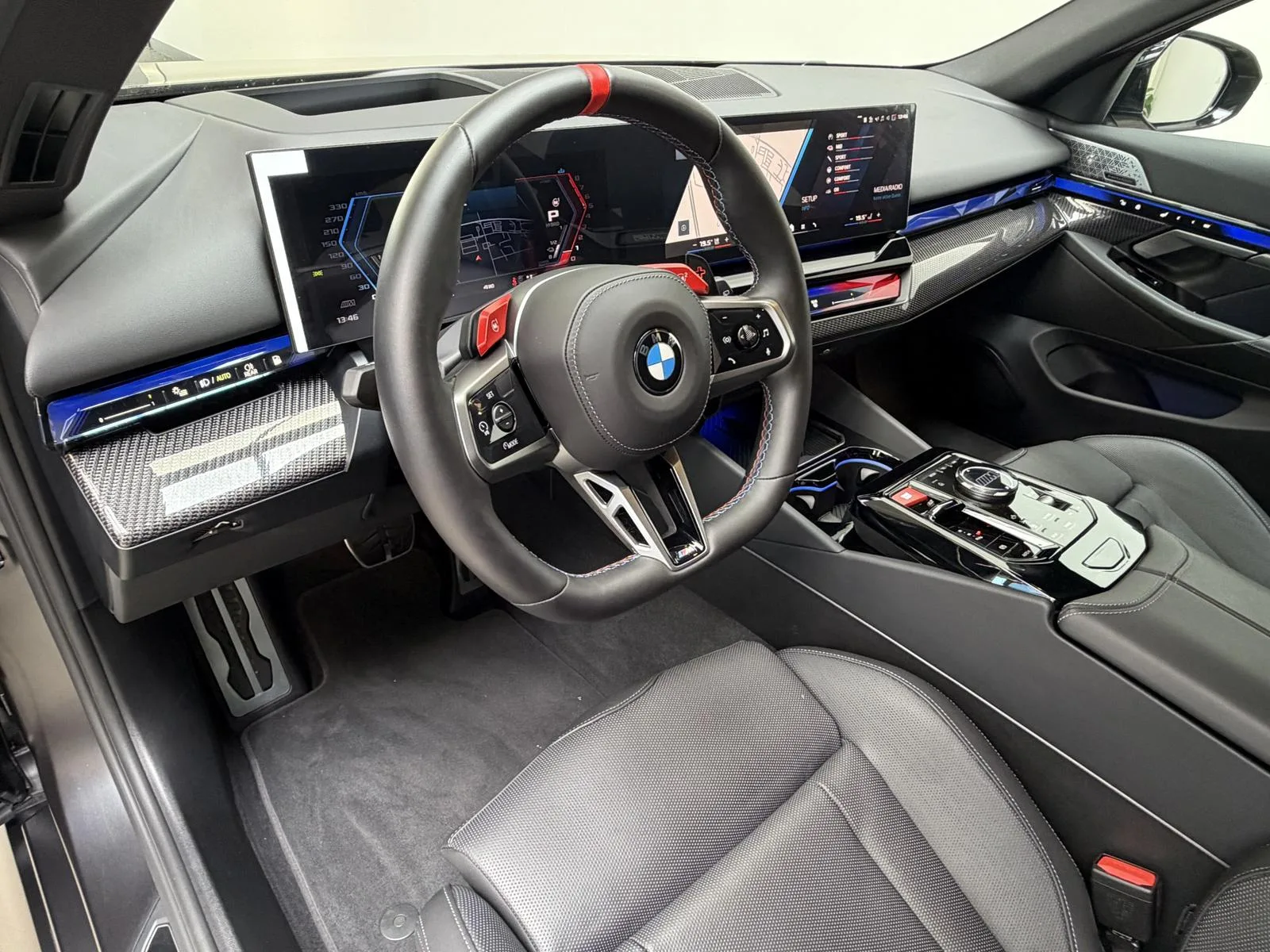 2026 BMW M5 Touring, 8/30