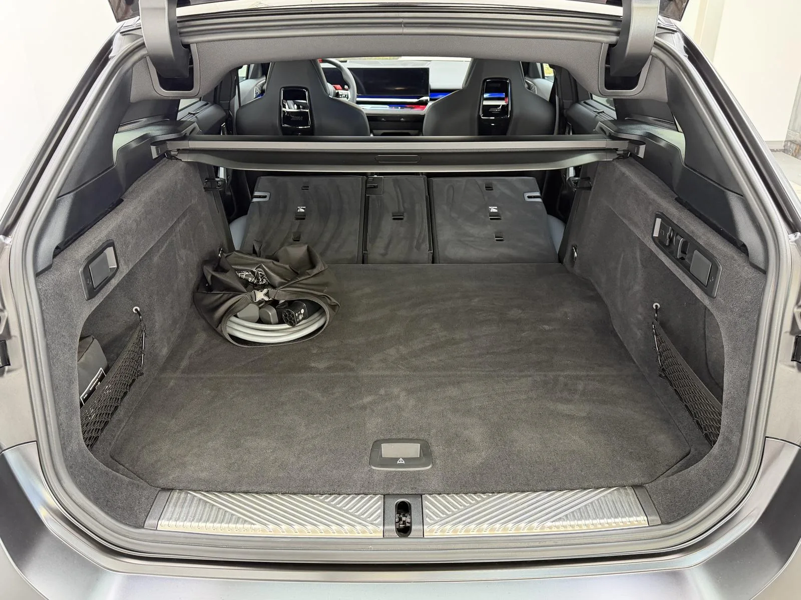 2026 BMW M5 Touring, 27/30