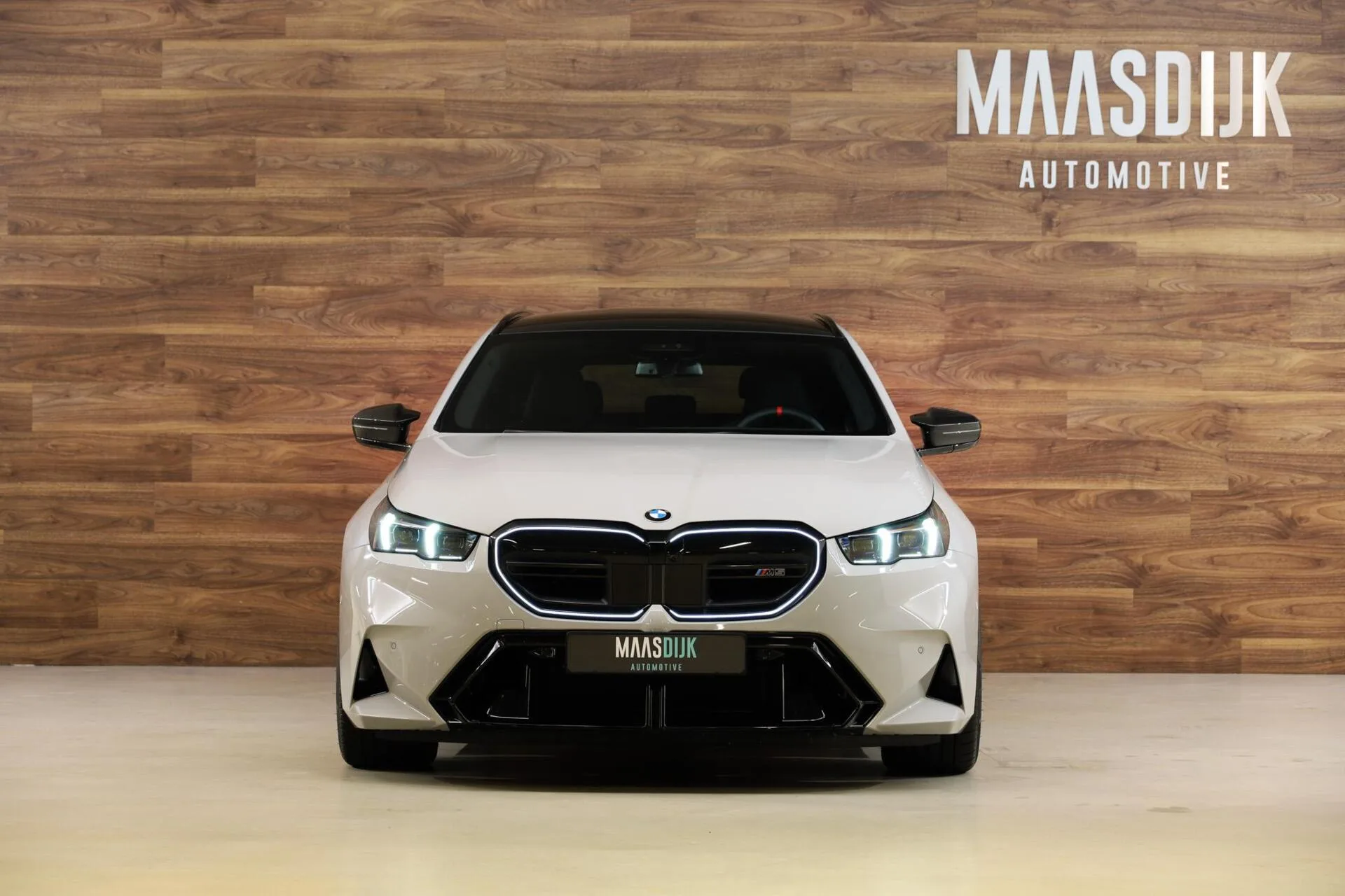 2026 BMW M5 Touring, 2/30