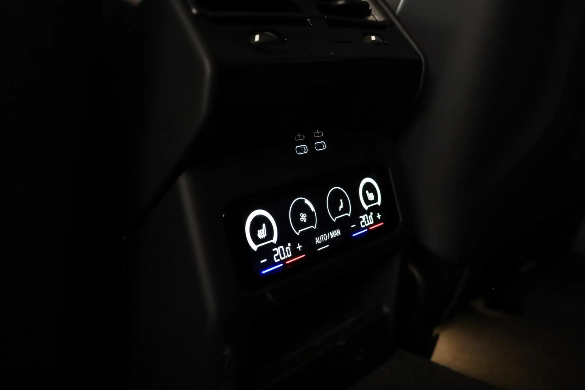 2026 BMW M5 Touring, 12/30