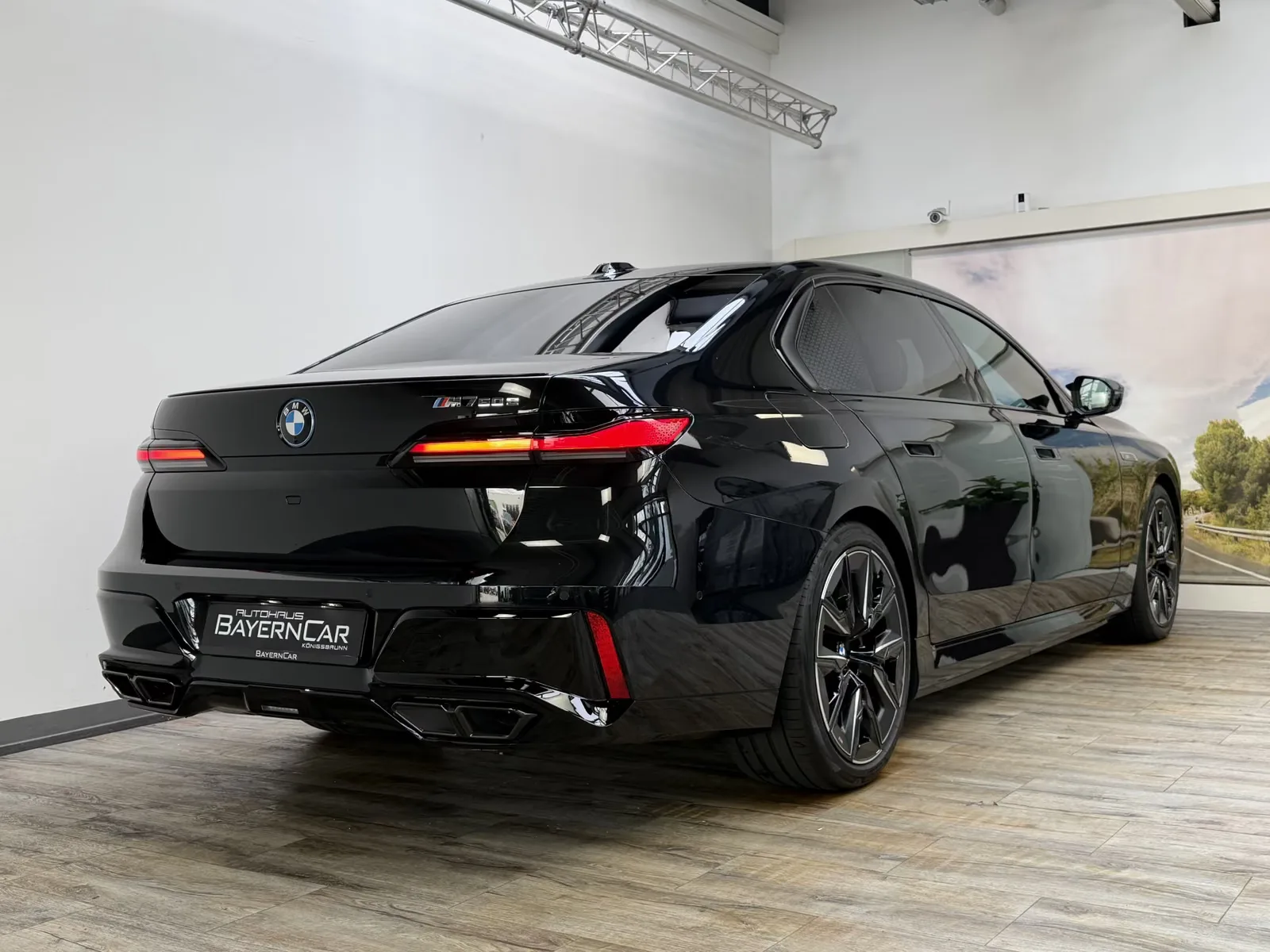 2026 BMW M760e, 6/30